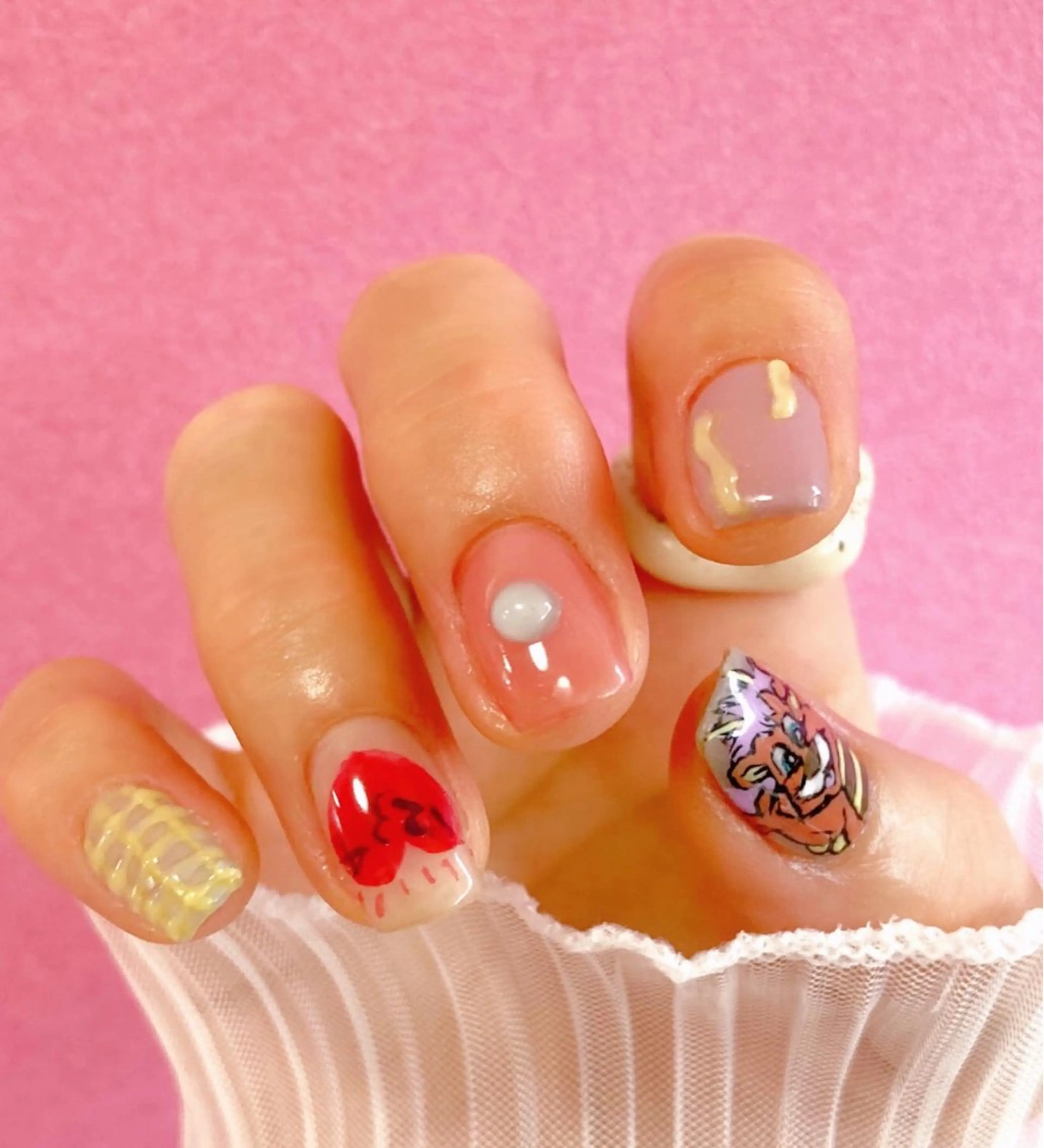 ネイル lady bird yoshieのネイルデザイン