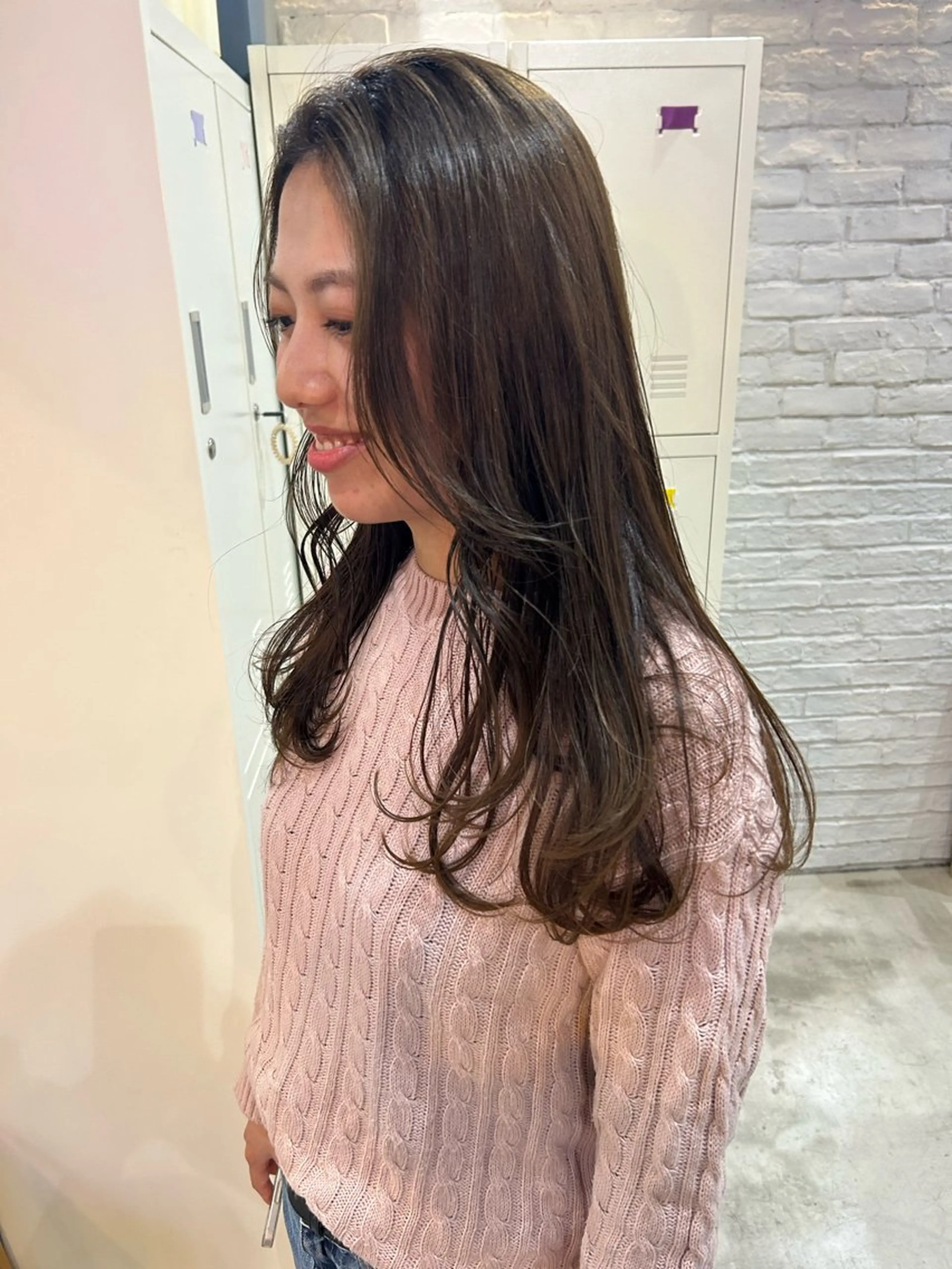 カラー 十倉 朱莉のヘアスタイル