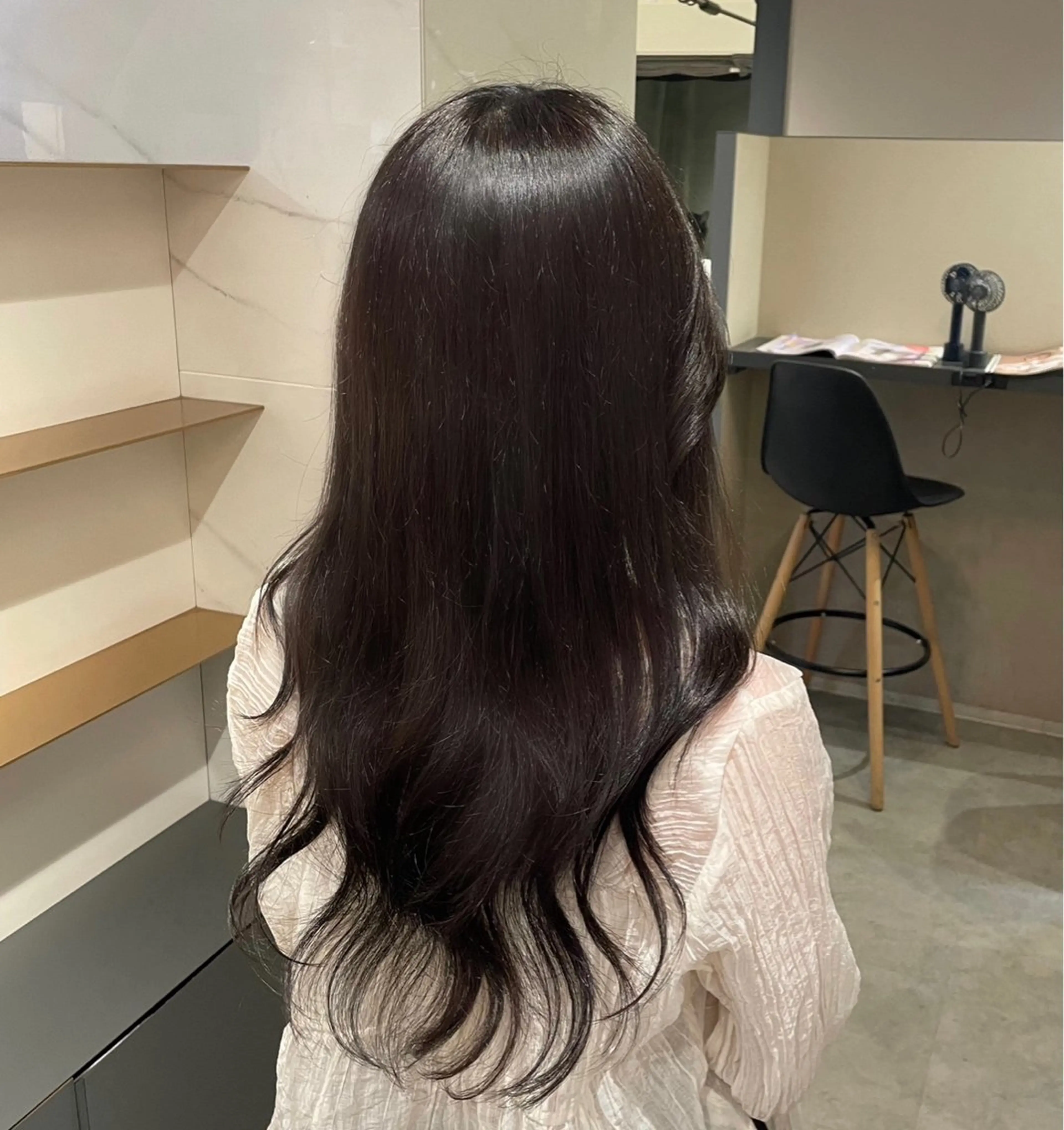 ロング カラー 透明感カラー グレージュ yurika 🎀のヘアスタイル