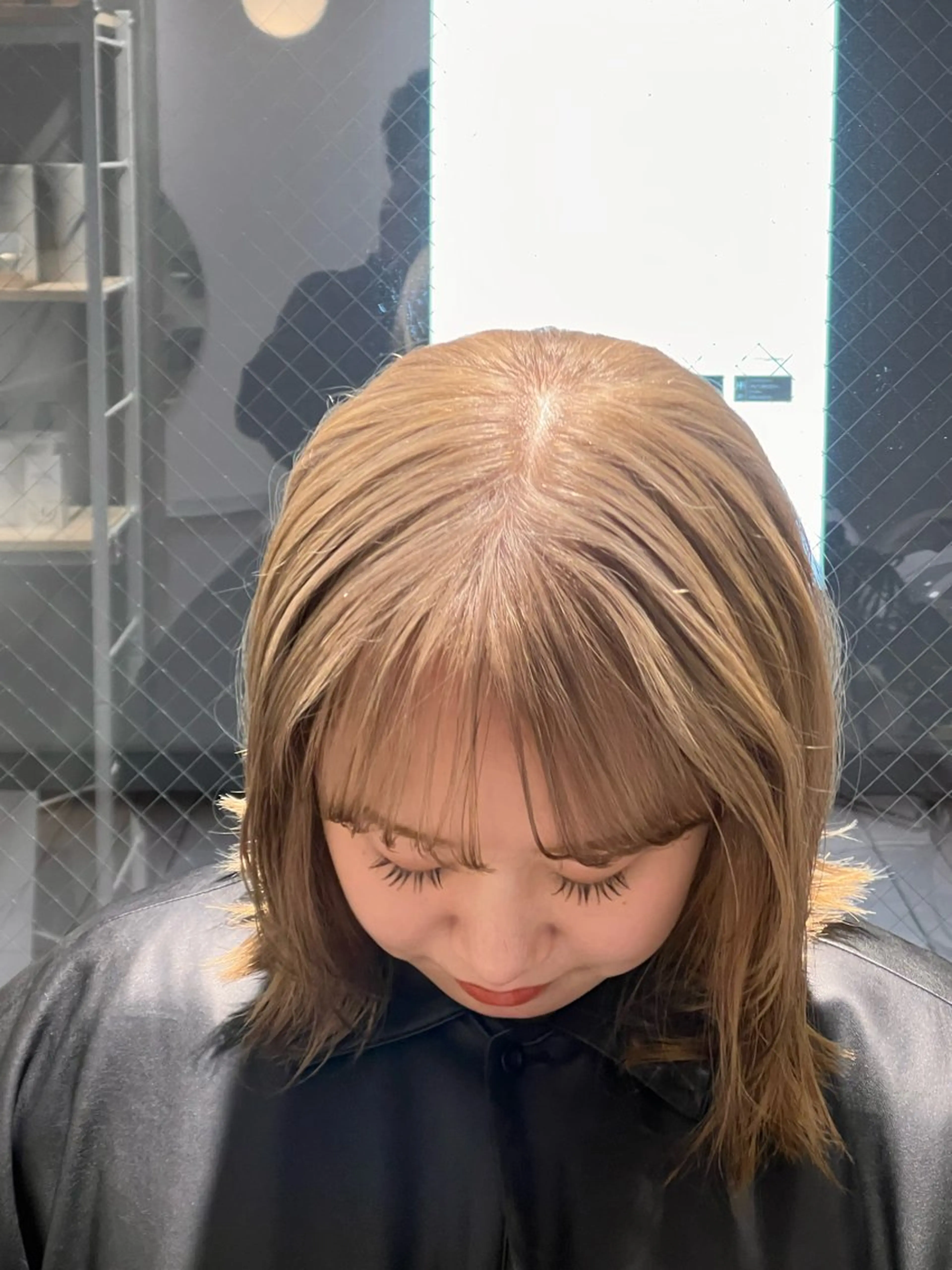 カラー ハイトーン KAISEIのヘアスタイル