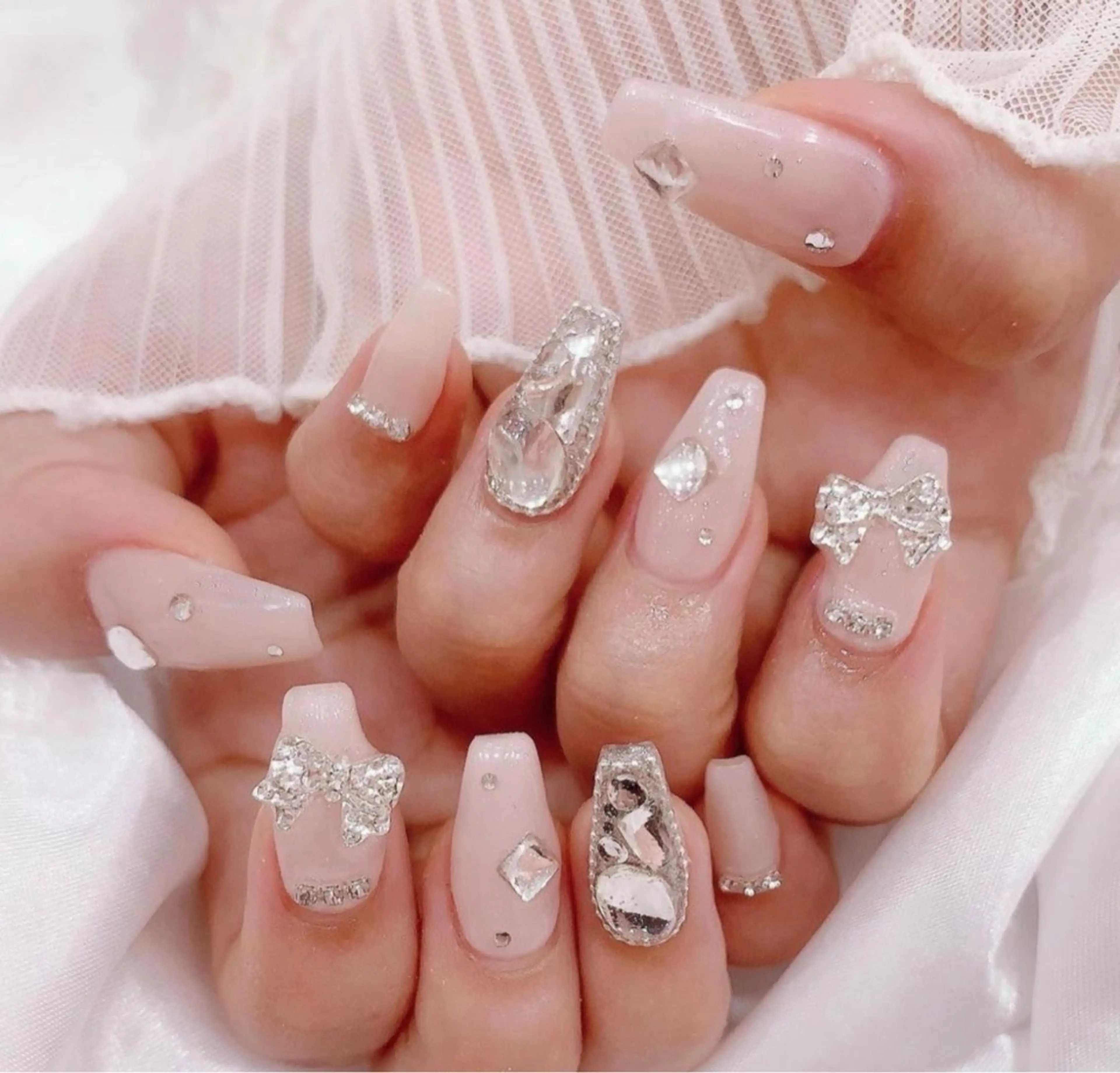 ネイル フレンチネイル キラキラネイル 水色 マグネットネイル ミラーネイル Lina nail所属・Lunaa 池袋のネイルデザイン