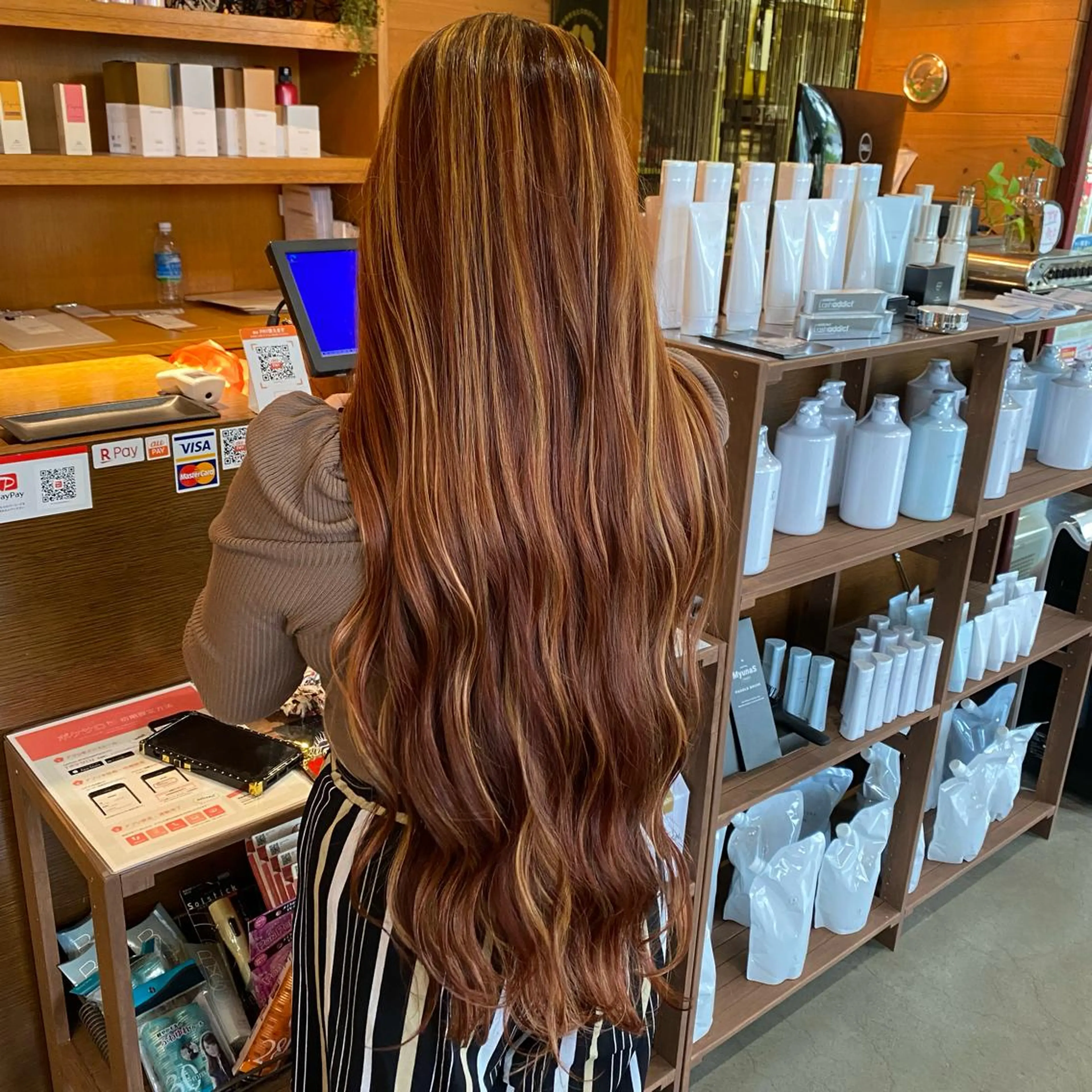 ロング カラー oshare tom (スタイリスト)所属・人気🌻《髪質改善》 平井 綾乃のヘアスタイル