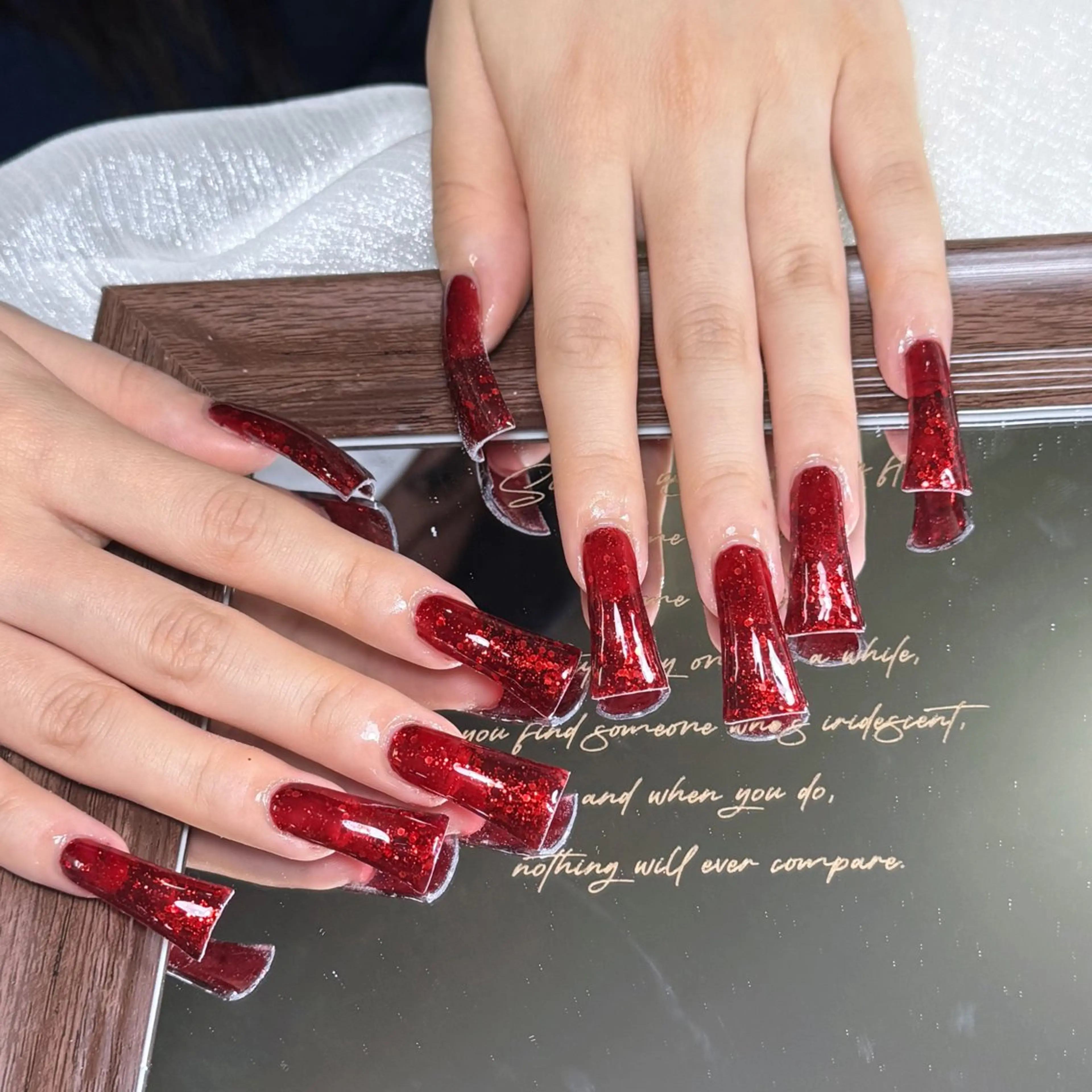 ネイル ハンドネイル ハンドケア bubu nail salon所属・BuBu Nail渋谷桜ヶ丘のネイルデザイン