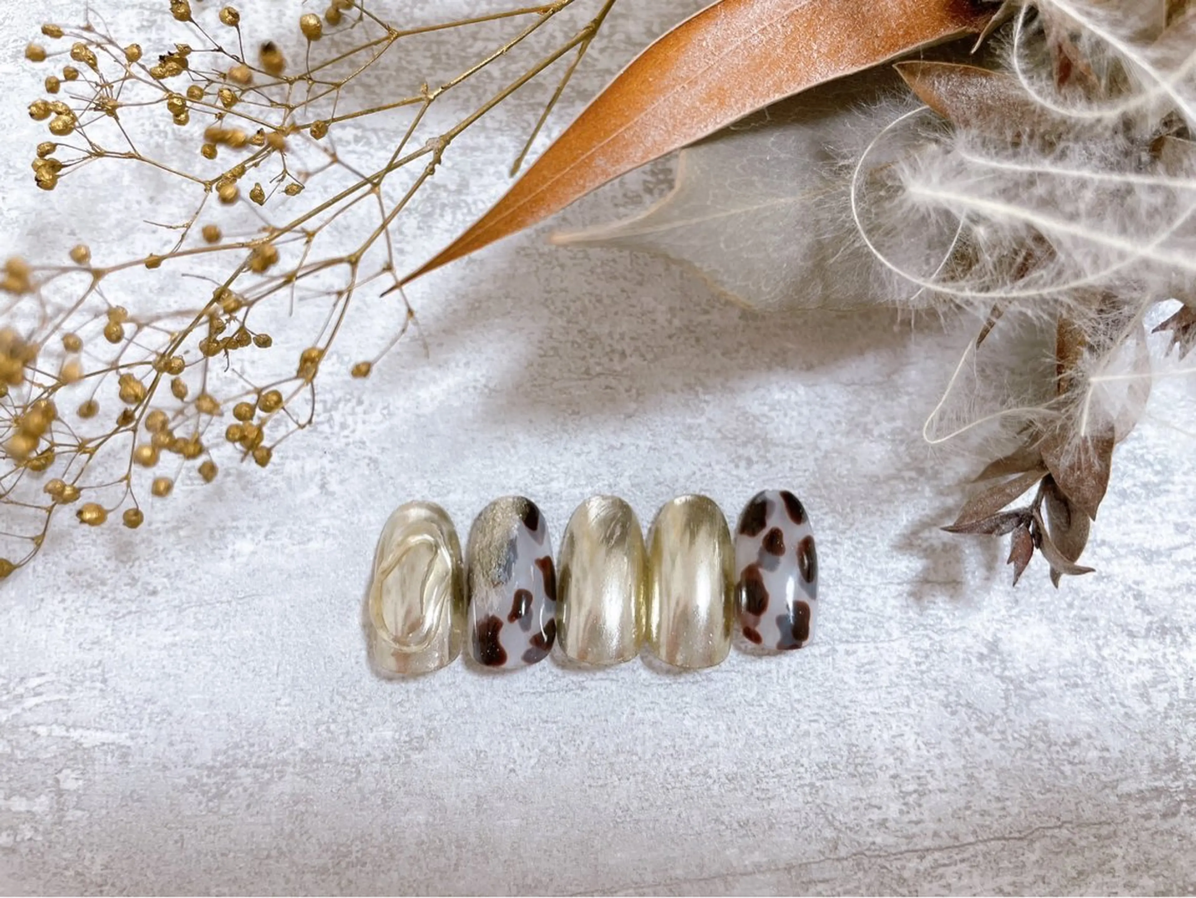 ネイル オーロラネイル フットネイル フレンチネイル ジェルネイル マグネットネイル ハンドネイル kiki nail 二子玉川のネイルデザイン