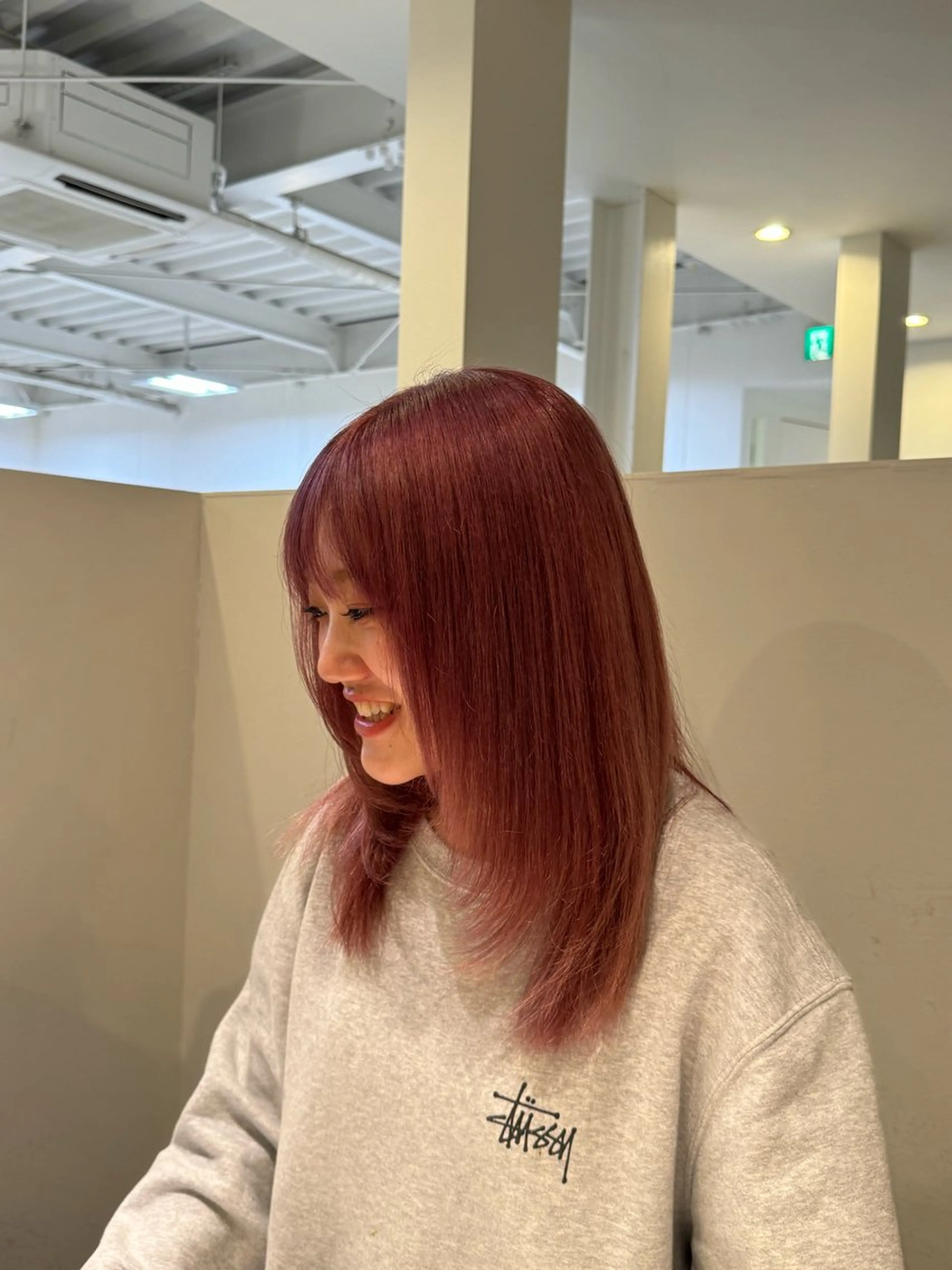 カラー 橋本 稀乃のヘアスタイル