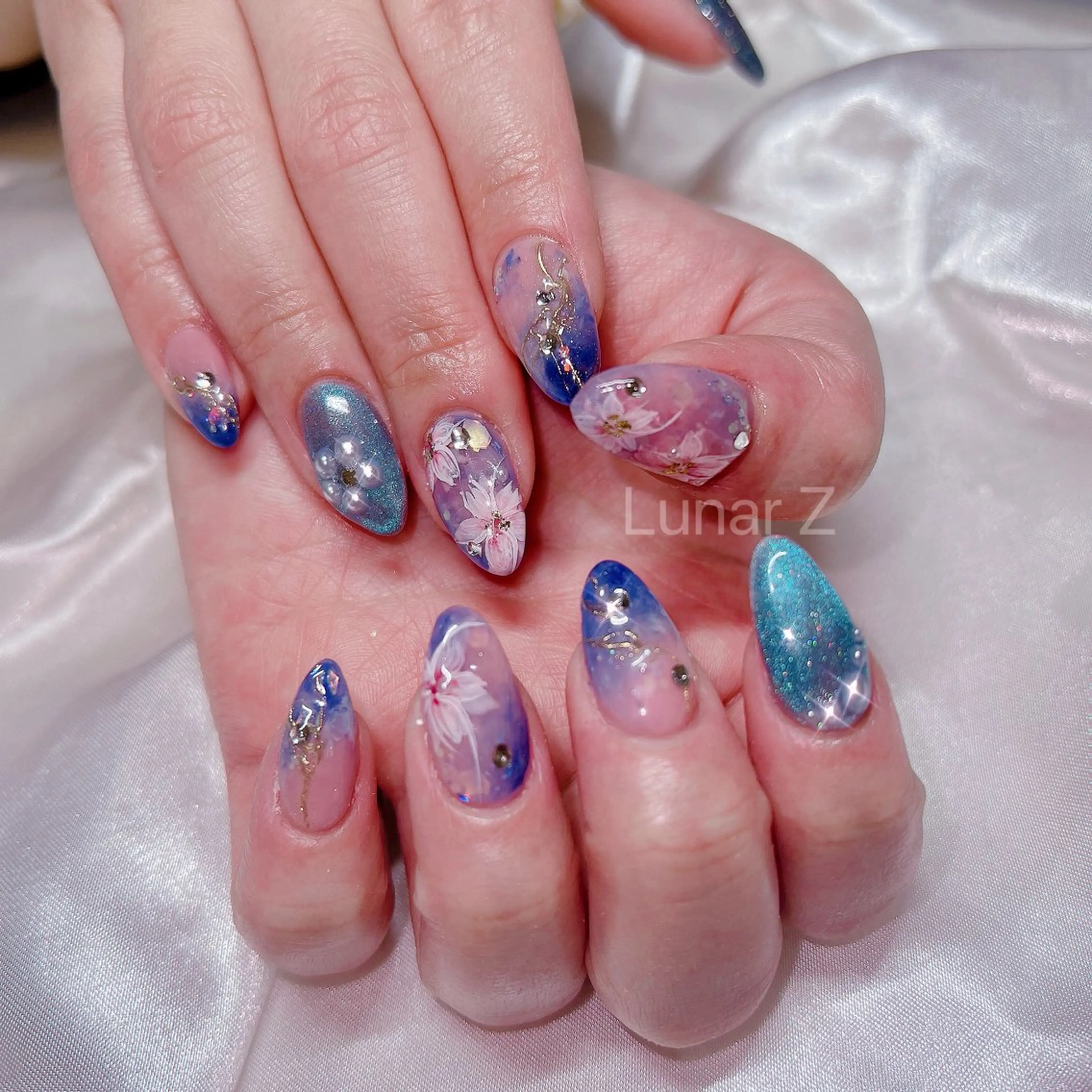 ネイル 🌖す い🌒のネイルデザイン