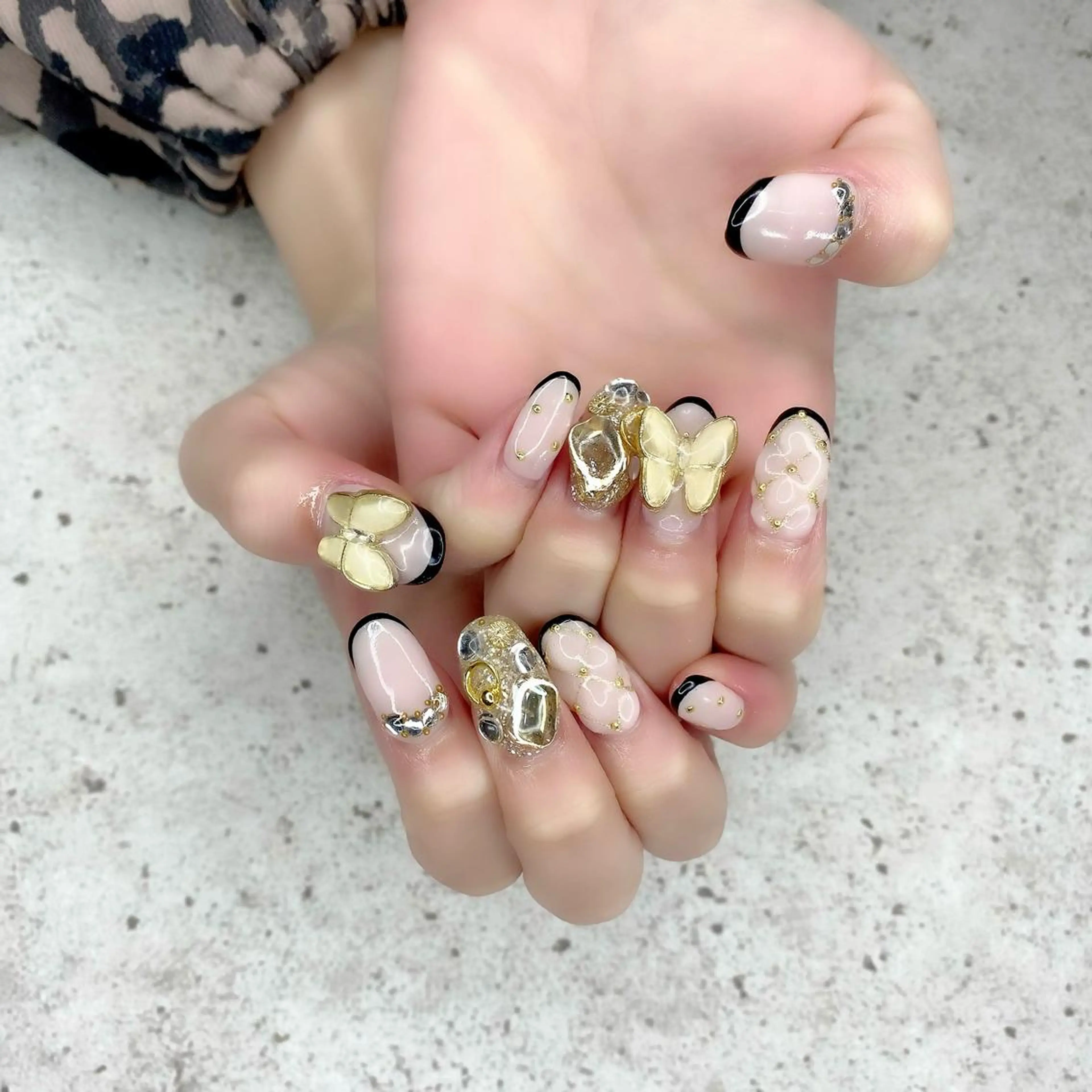 ロング カラー パーマ ヘアアレンジ メンズ キッズ ネイル マツエク・マツパ アイブロウ 成人式 成人式 ロング 成人式 フレンチネイル Salon Ｋのネイルデザイン