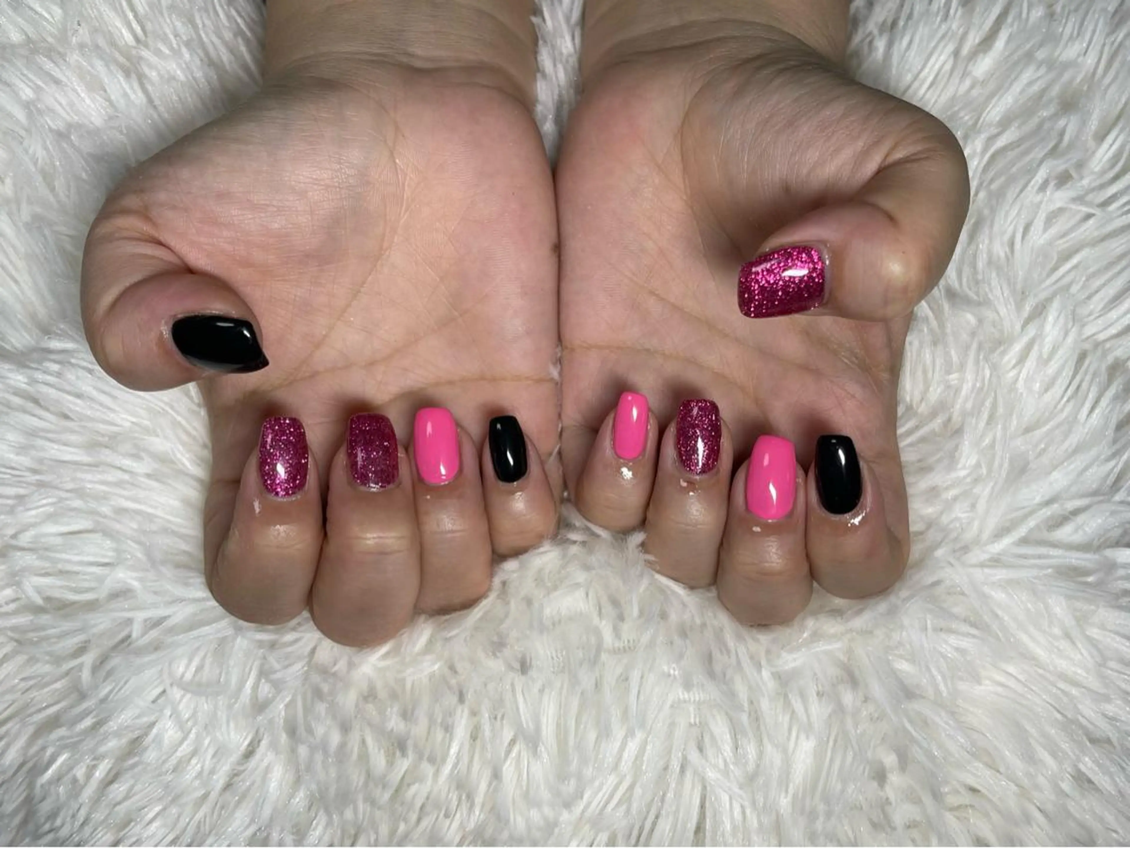 ネイル ハンドネイル R’s nailのエステ・リラクイメージ
