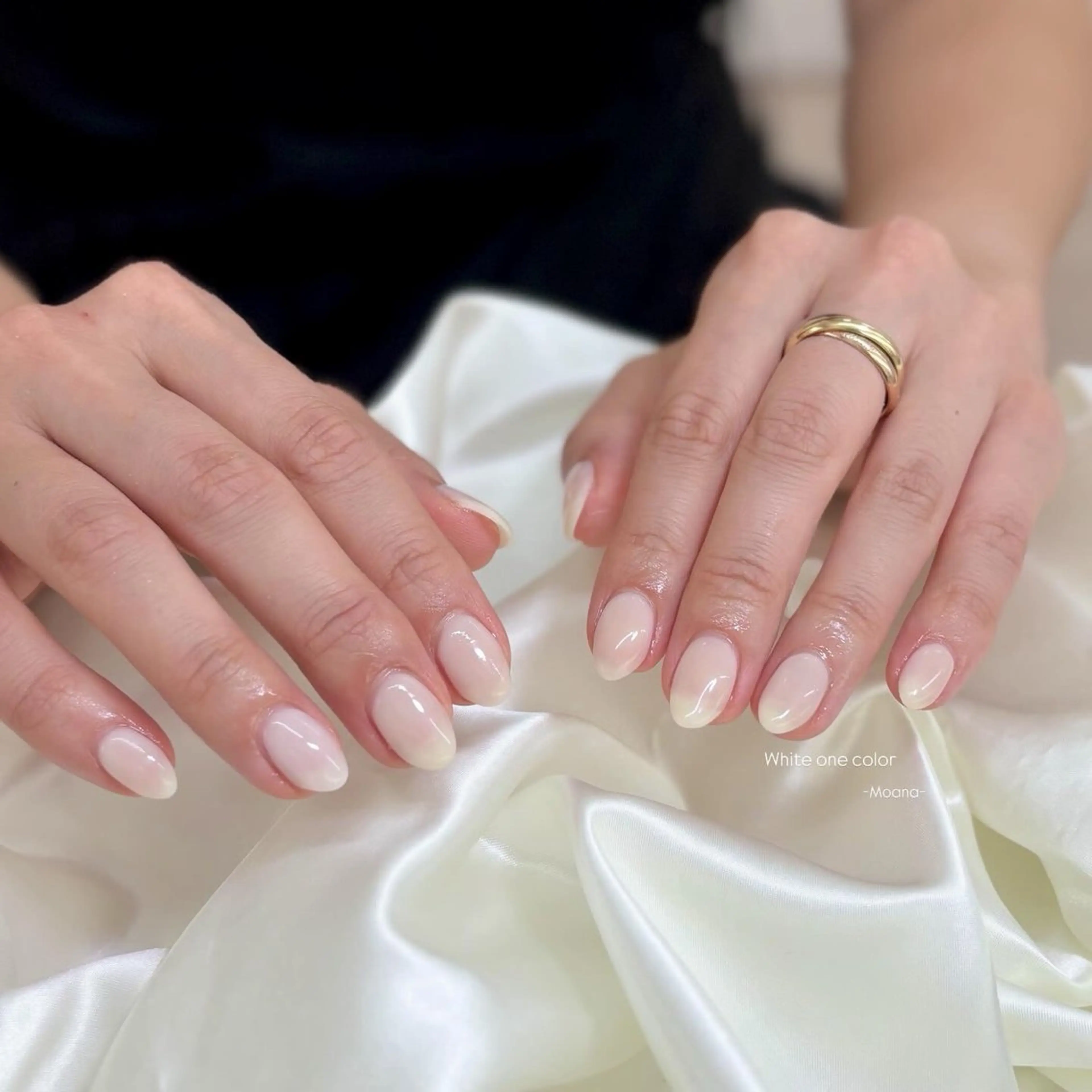 ネイル オフィスネイル ワンカラーネイル シンプルネイル 夏ネイル ホワイト ハンドネイル Moana nail Hiyoriのネイルデザイン