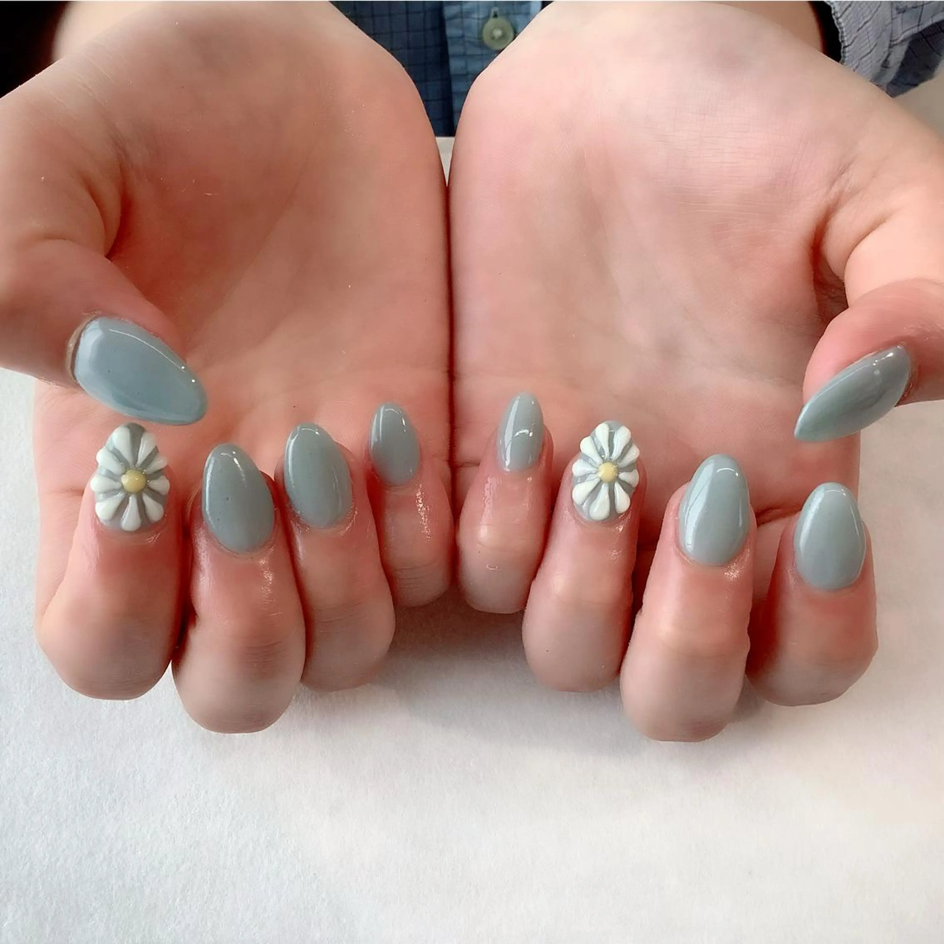 ネイル 💎🐰 saki. m 🐰💎のネイルデザイン