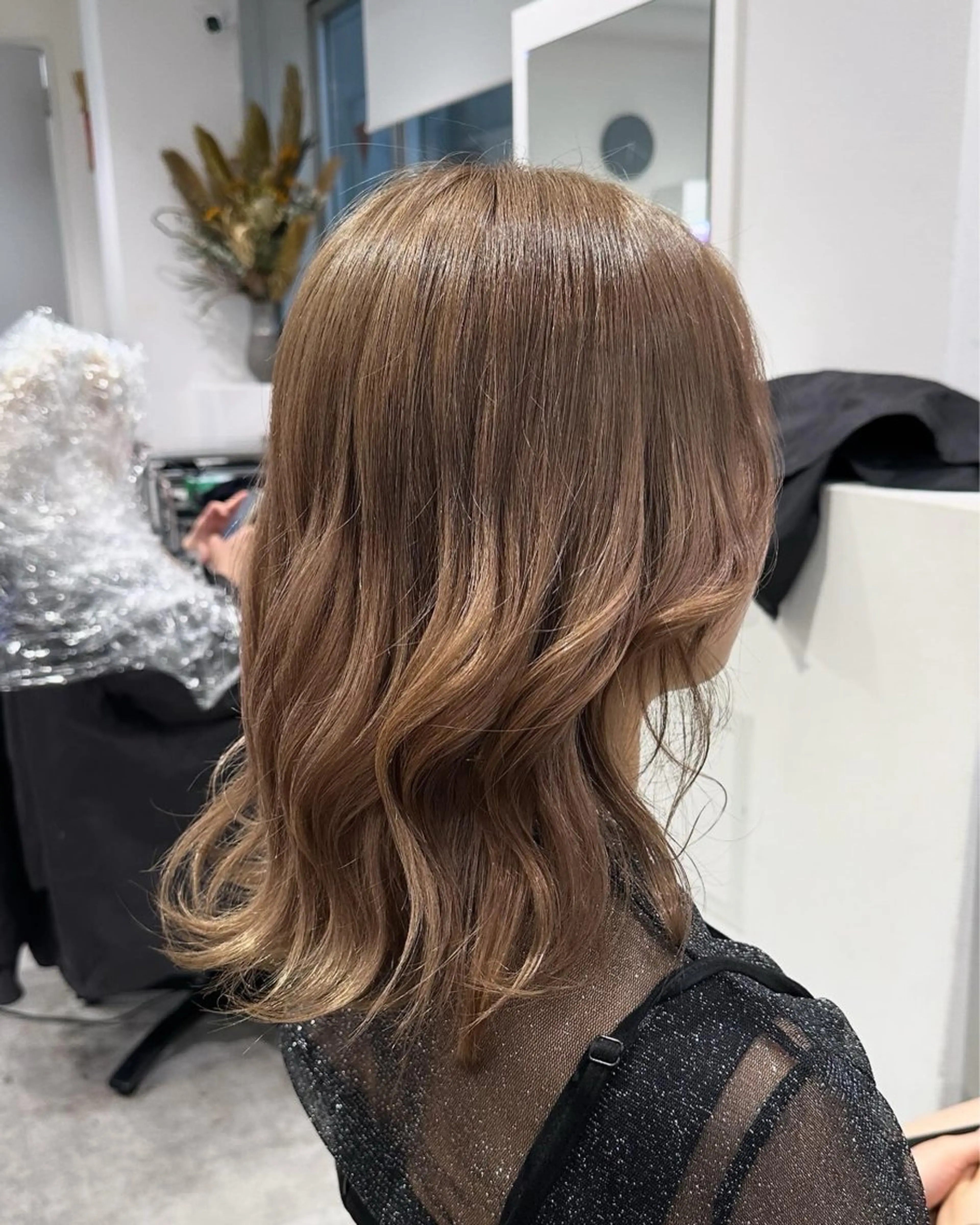 ミディアム カラー ショートカット/ 江森　遼祐のヘアスタイル