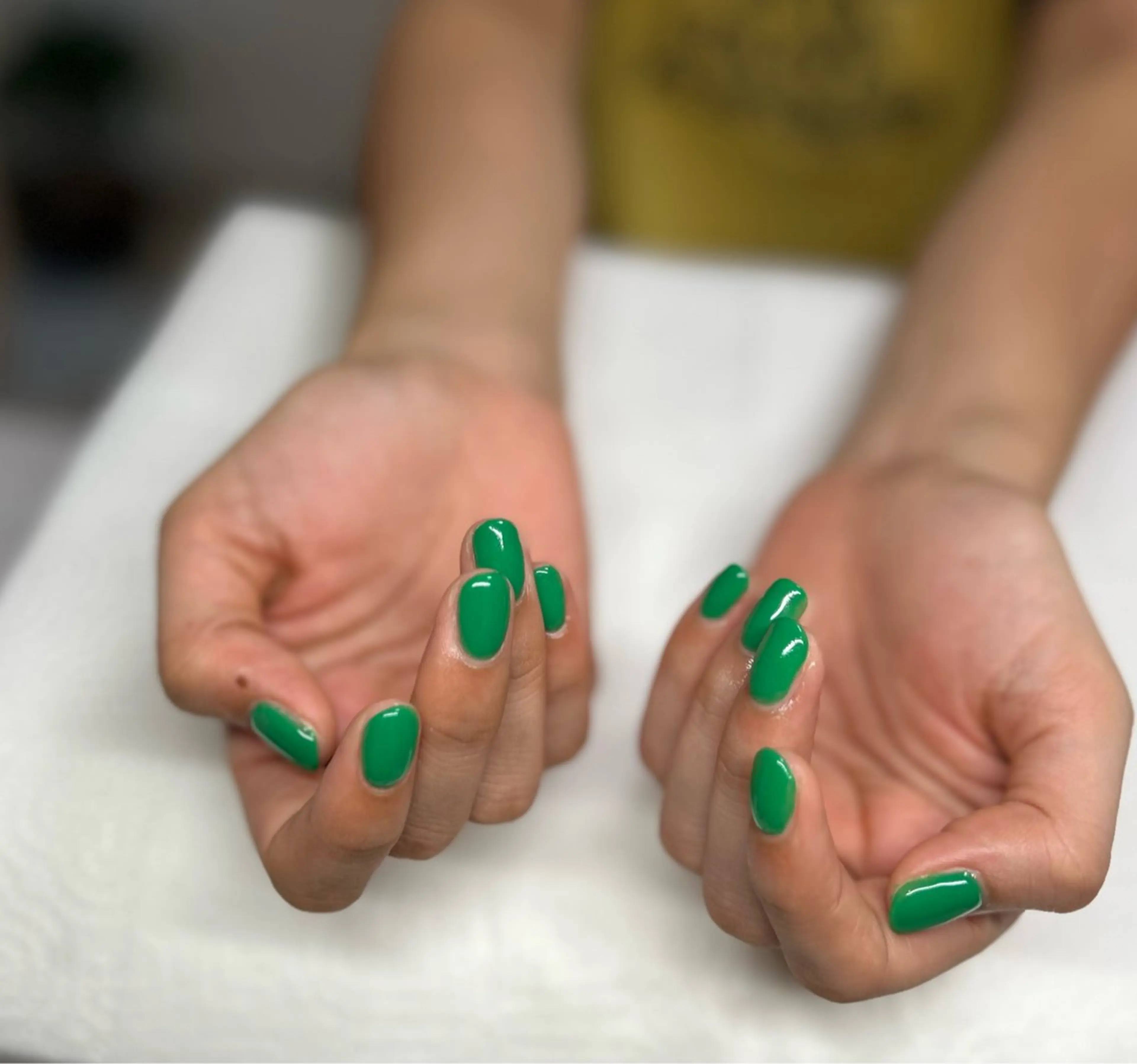 ネイル グリーン Bell Nailのネイルデザイン