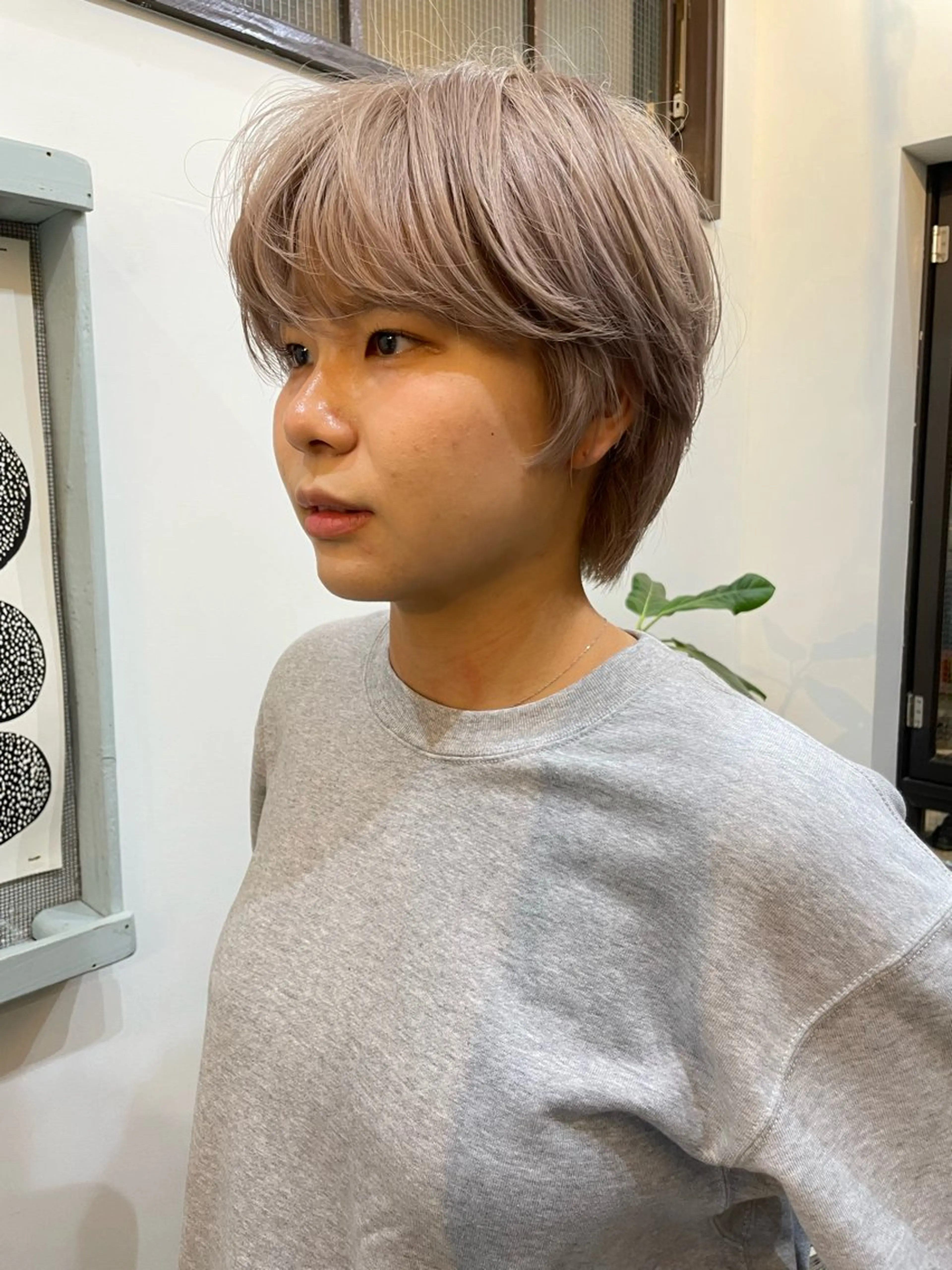 ショート カラー 金尾 凜のヘアスタイル