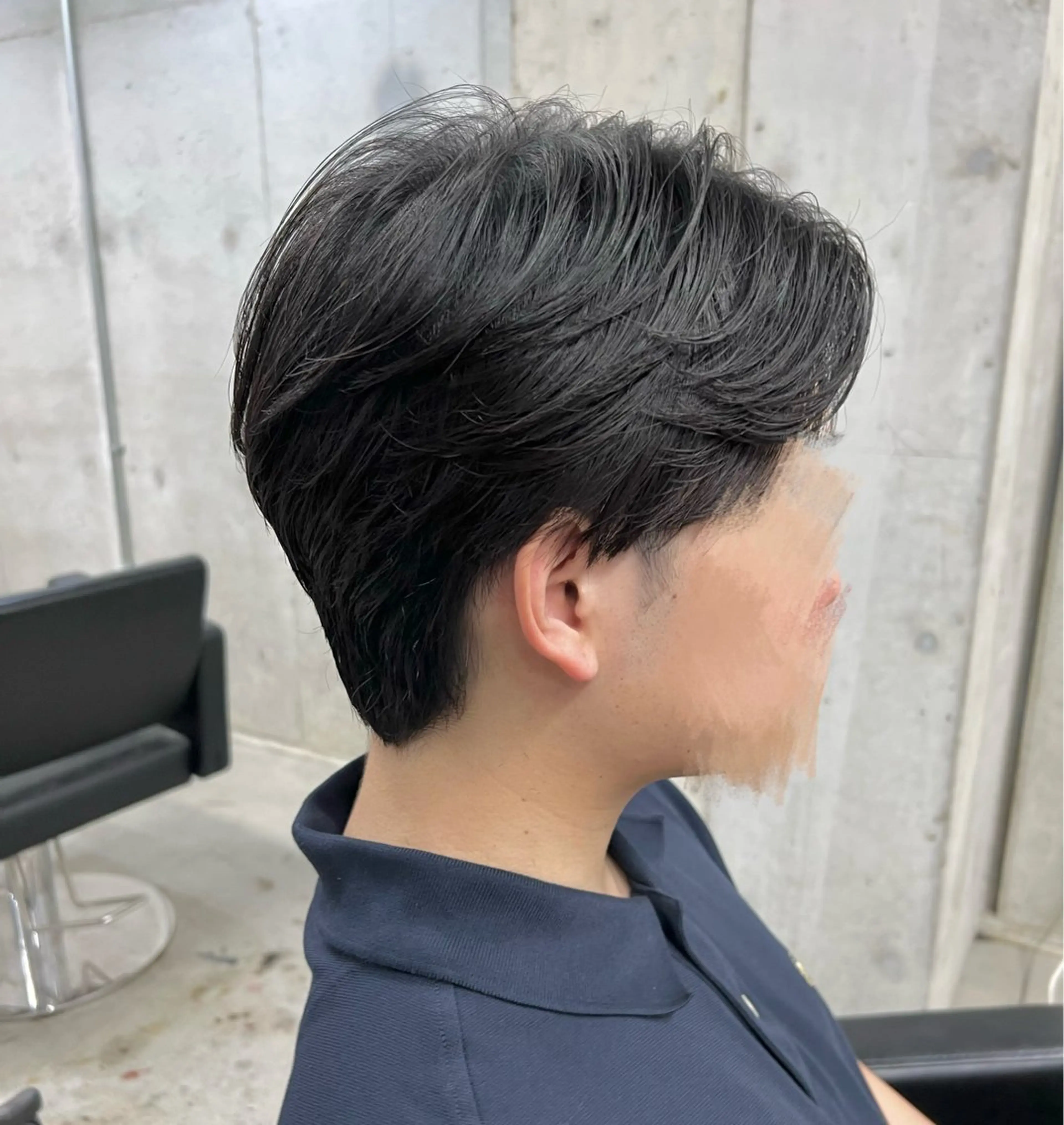 メンズ センターパート カット ヘアカラー lafit kaedeのヘアスタイル