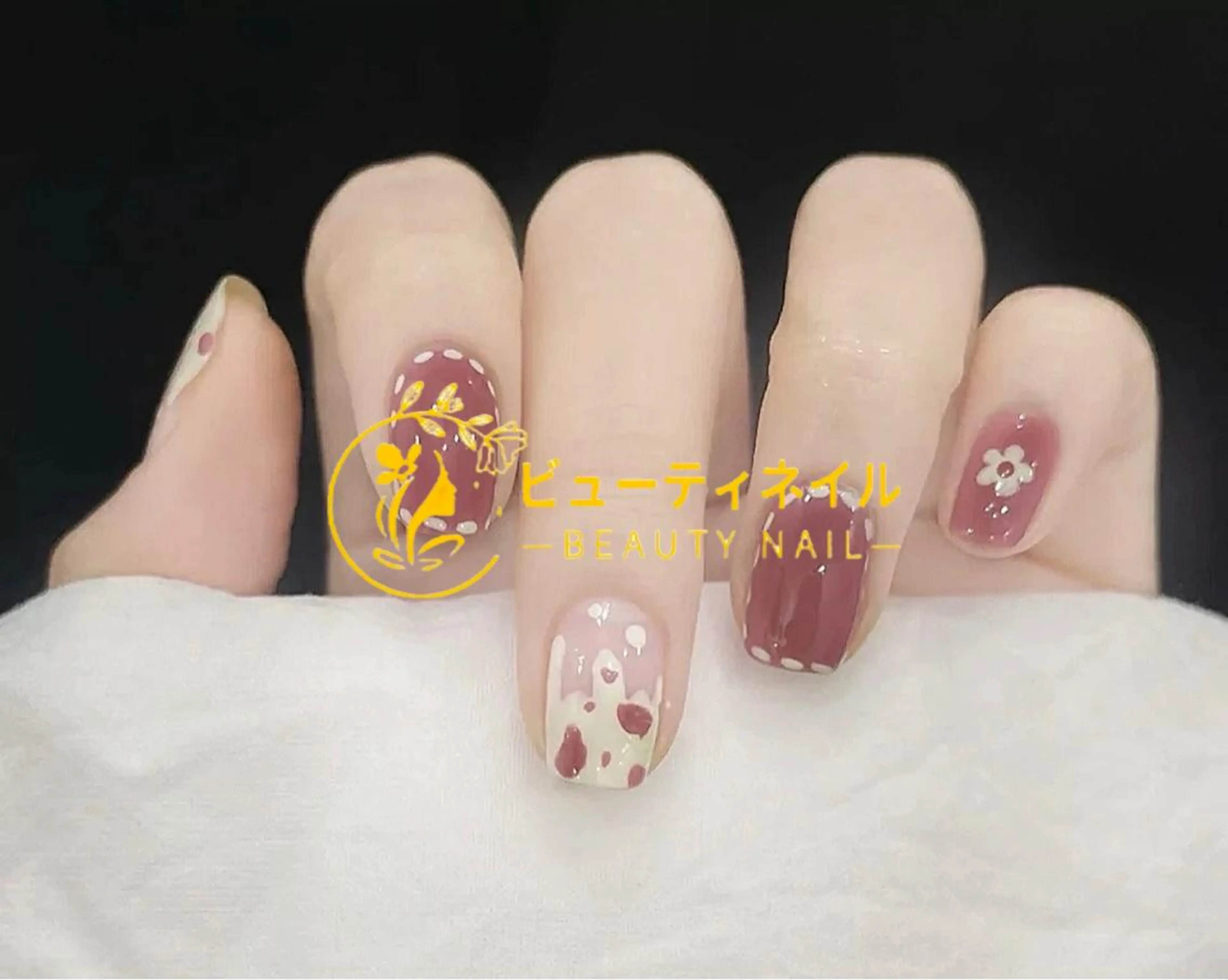 ネイル 長さ出し ジェルネイル Moonstone Salon所属・Moonstone Salonのネイルデザイン
