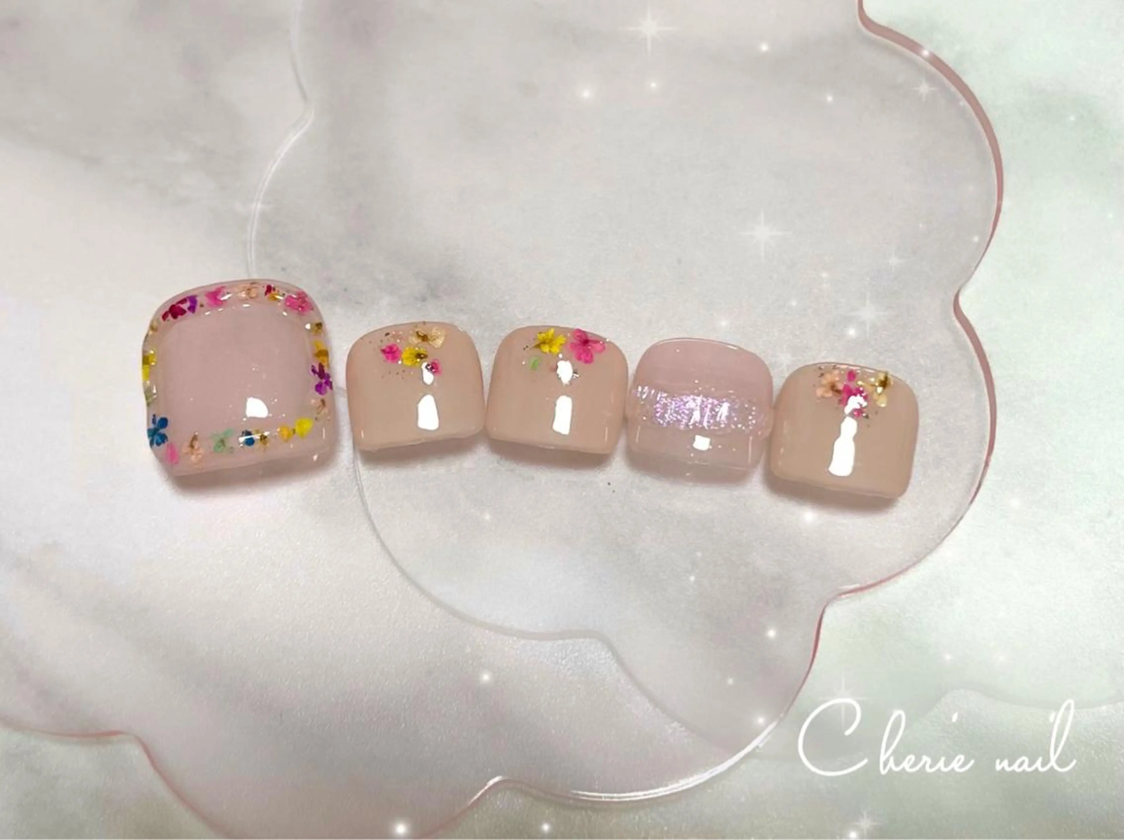 ネイル フラワーネイル ぷっくりネイル フットネイル Cherienail yunaのネイルデザイン