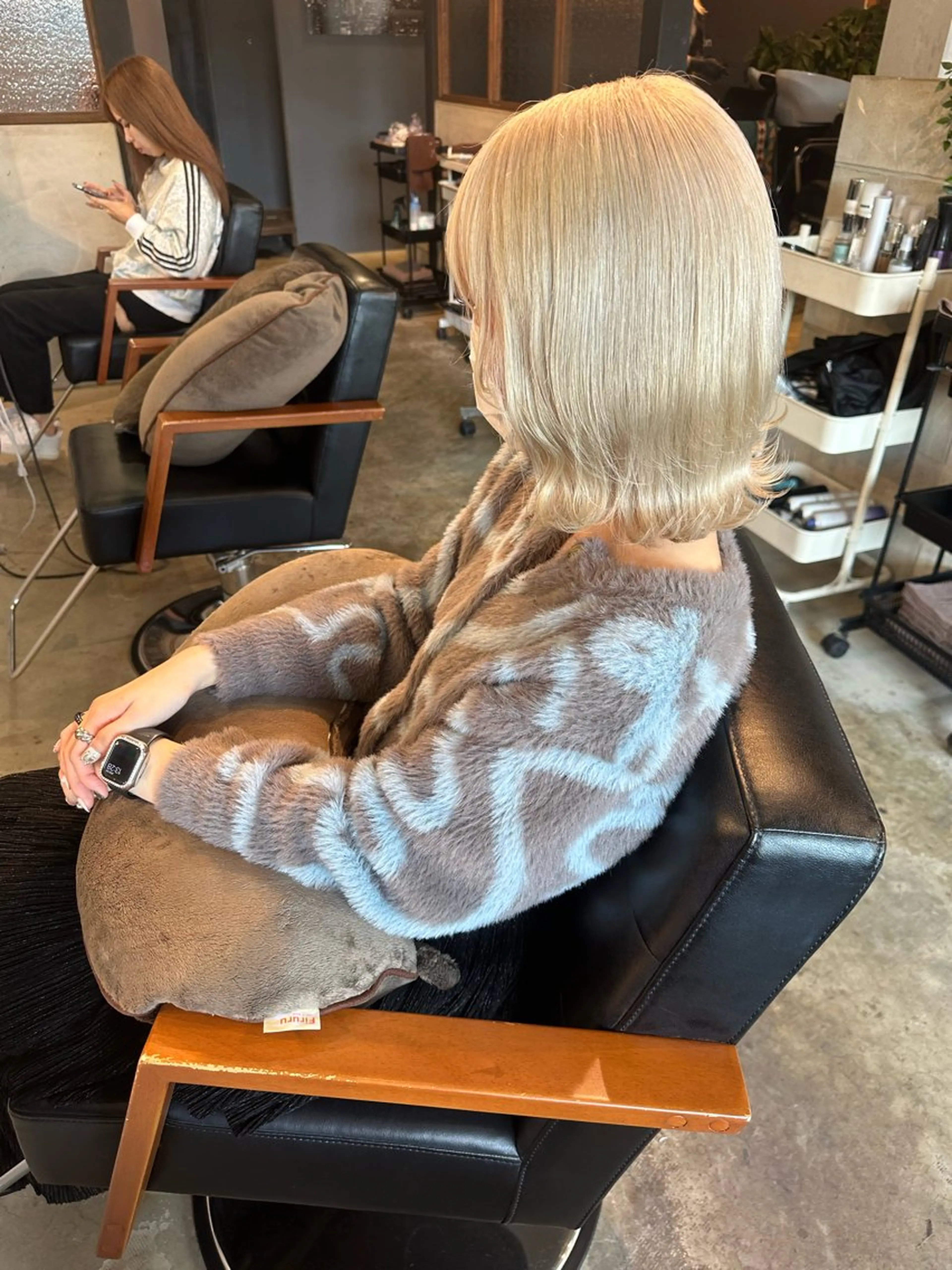 セミロング Baby美容師 Ninaのヘアスタイル