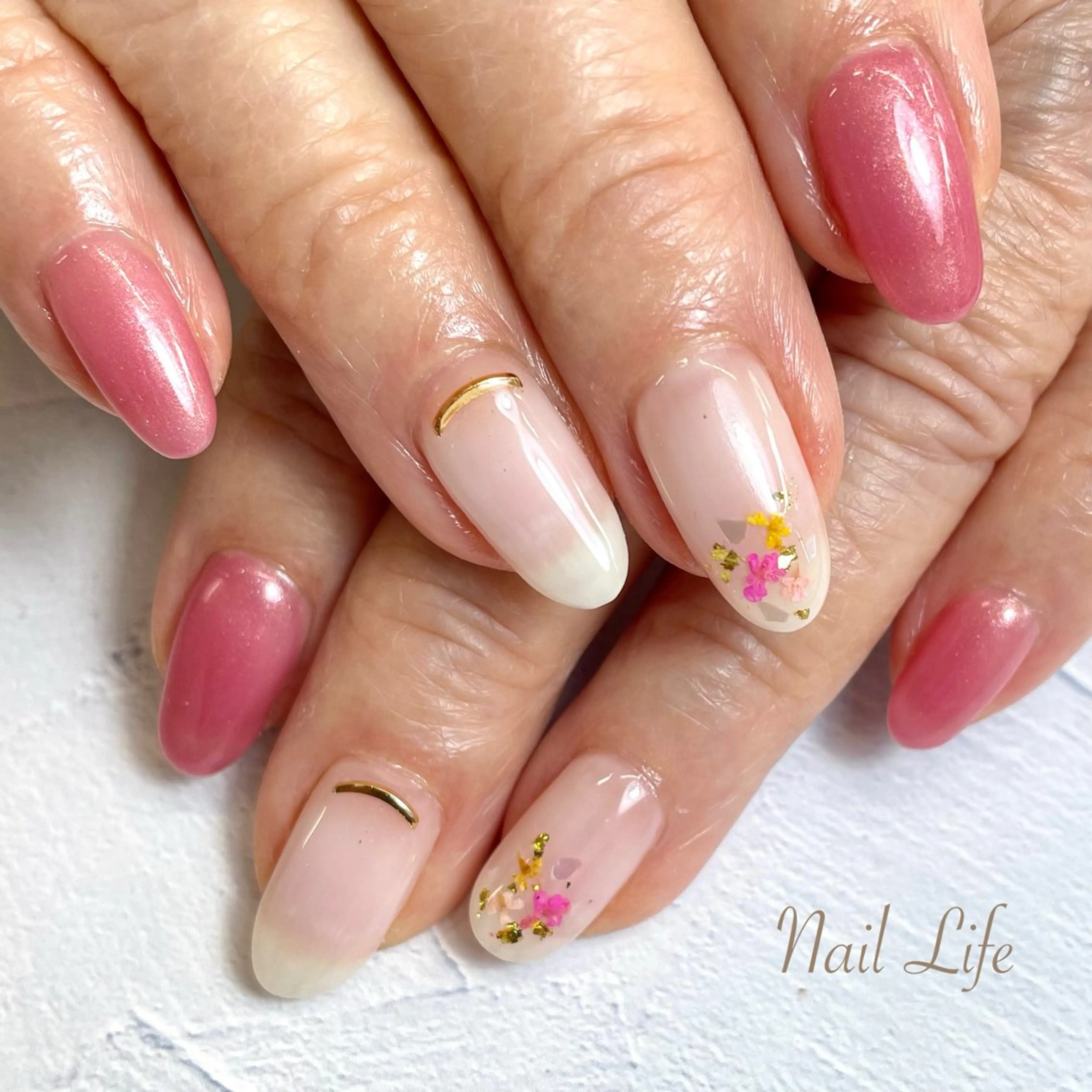 ネイル フラワーネイル ピンク 大嶋 めぐみのネイルデザイン