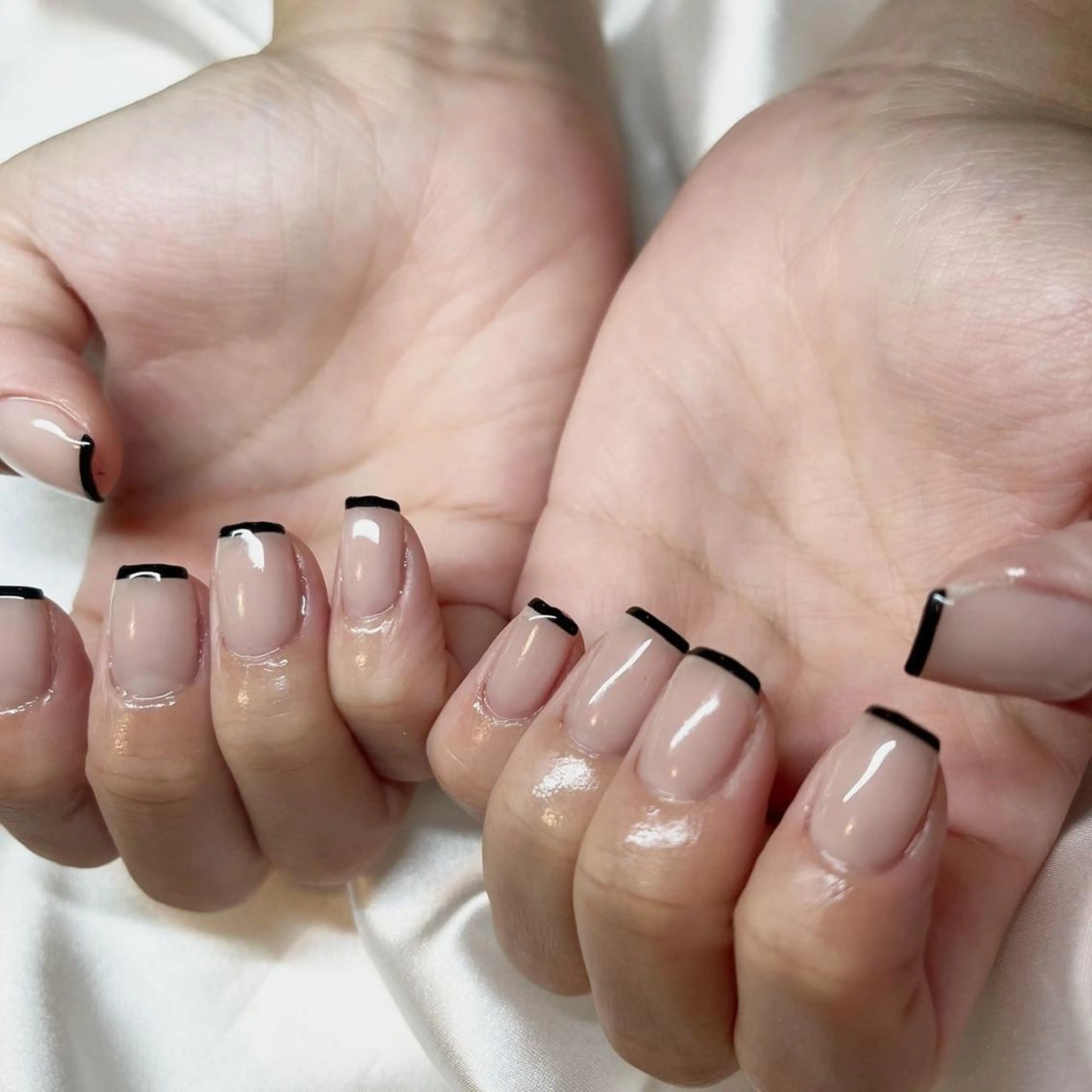 ネイル フレンチネイル スクエアネイル BINEL REINAのネイルデザイン