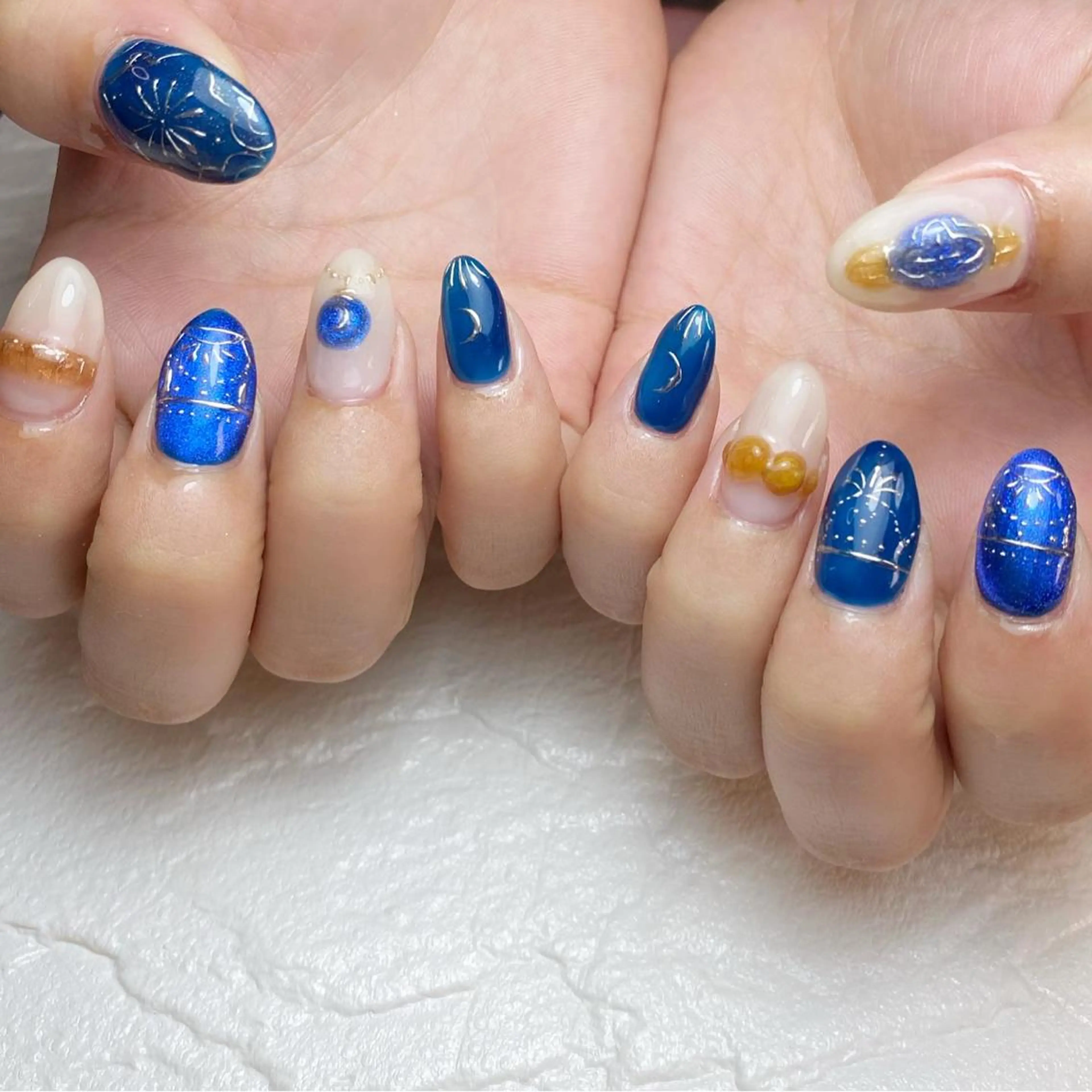 ネイル アートネイル ミラーネイル ハンドネイル Nail ameria megu所属・ameria meguのネイルデザイン