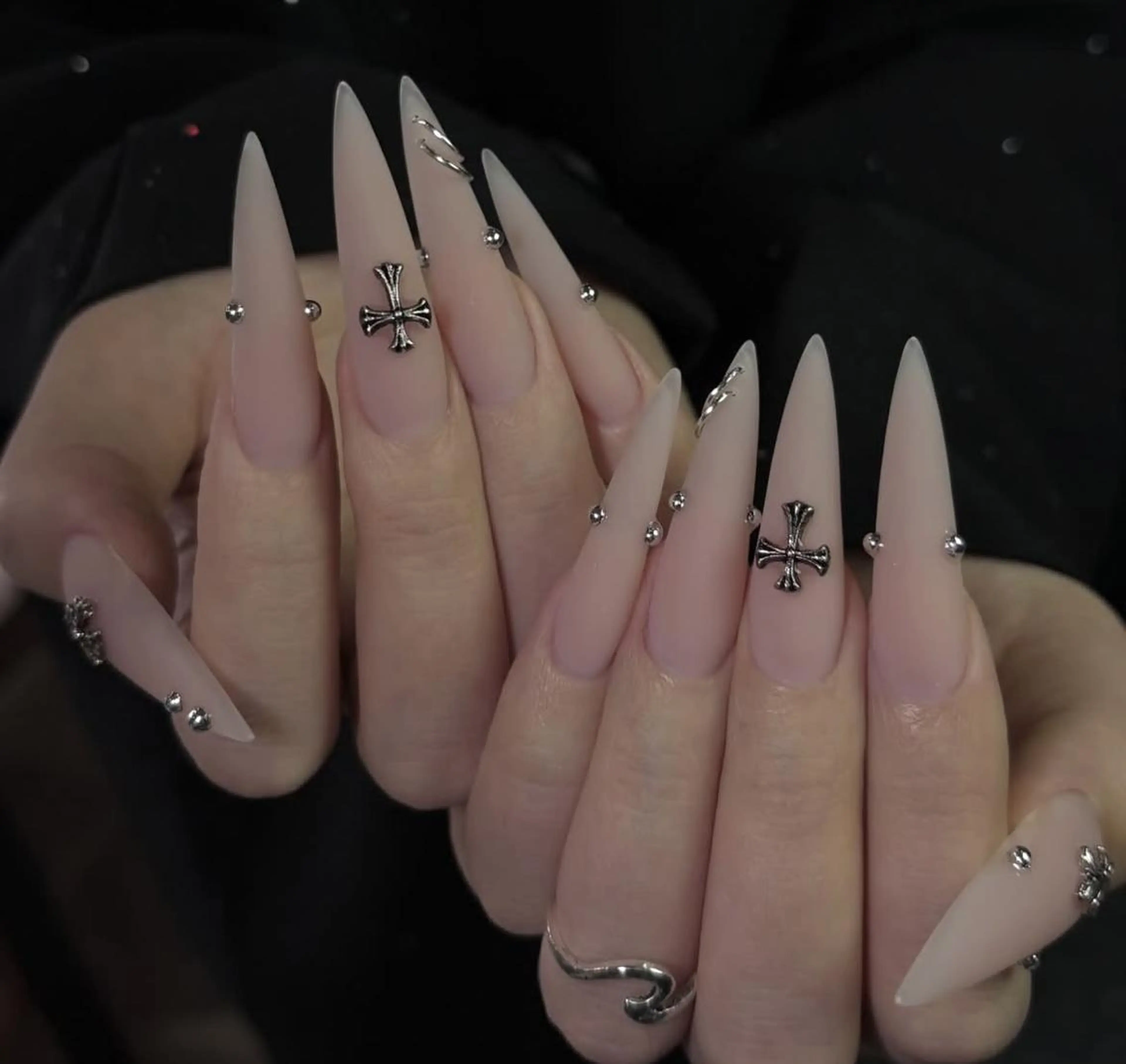 ネイル 長さ出し グラデーション 卒業式 キラキラネイル マグネットネイル Mio💖Belle Nail Salonのネイルデザイン