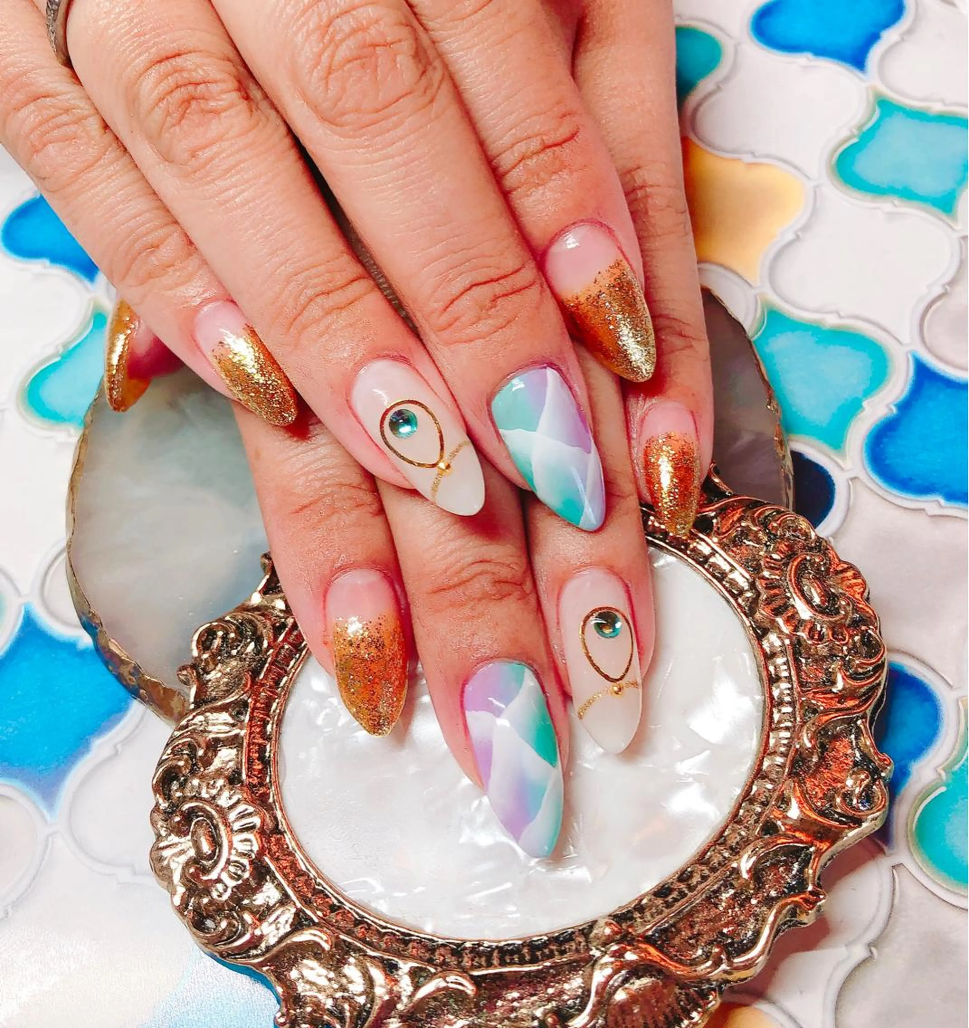 ネイル アートネイル CROWN プライベートサロンのネイルデザイン