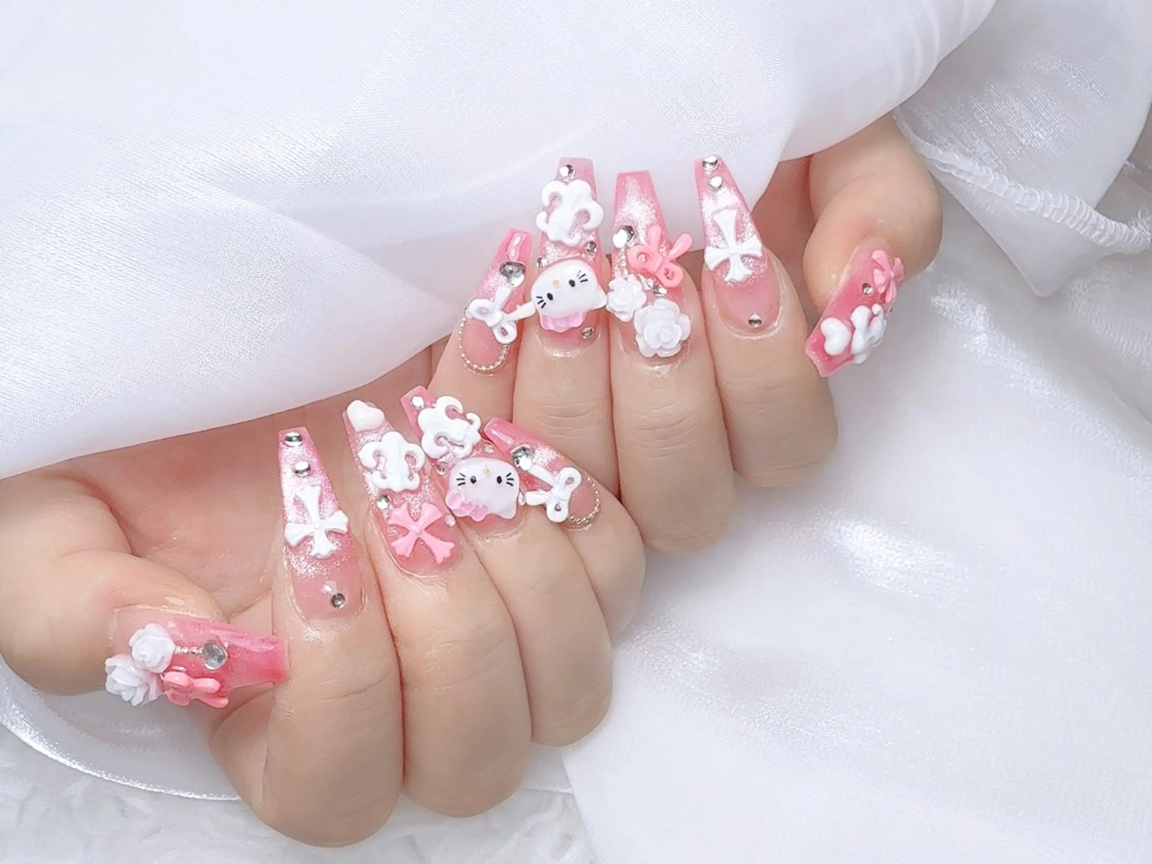 ネイル ハンドネイル 🎀Ｍ nails✨ ビューティーのネイルデザイン