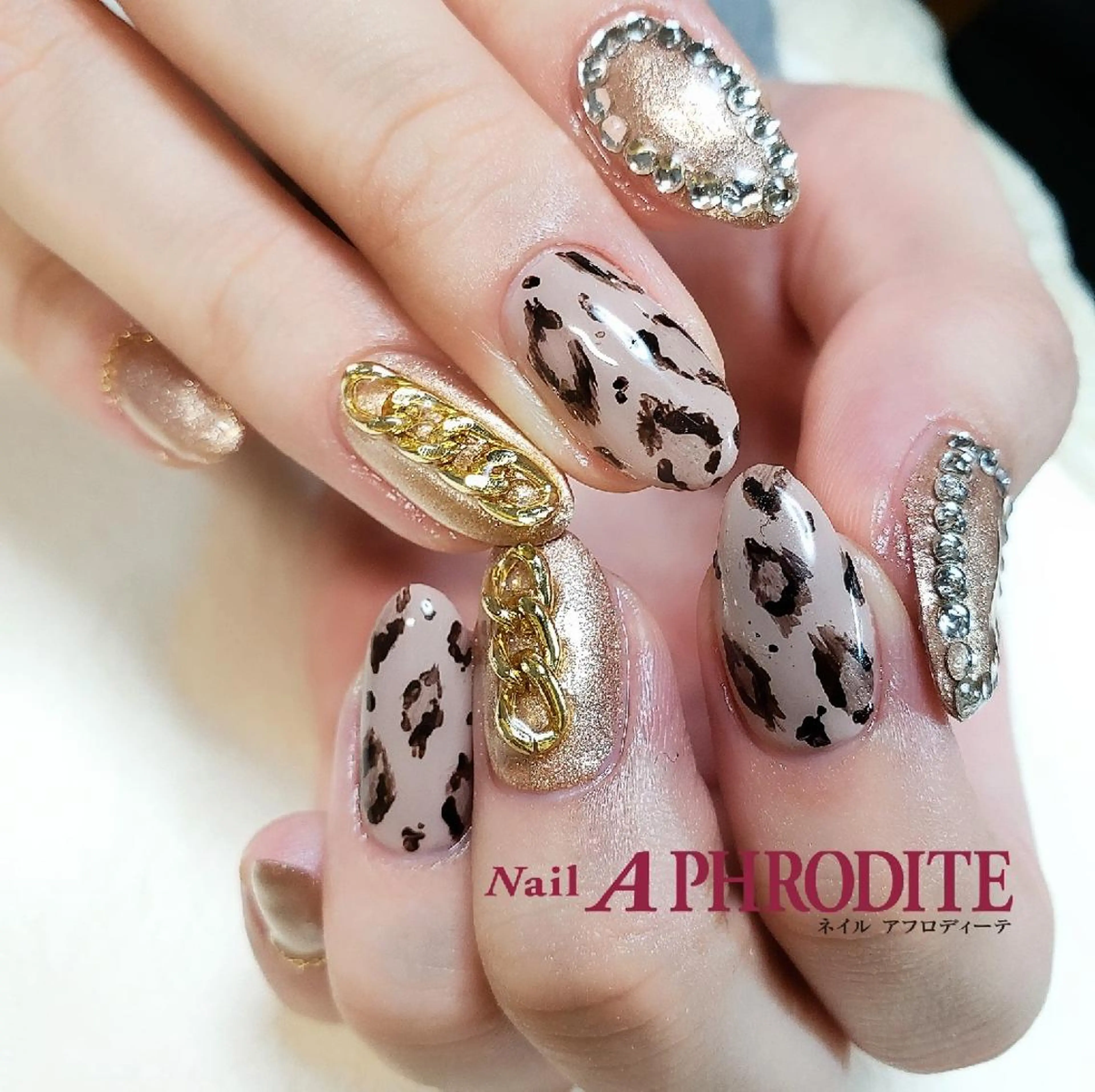 ネイル Nail  Aphroditeのネイルデザイン