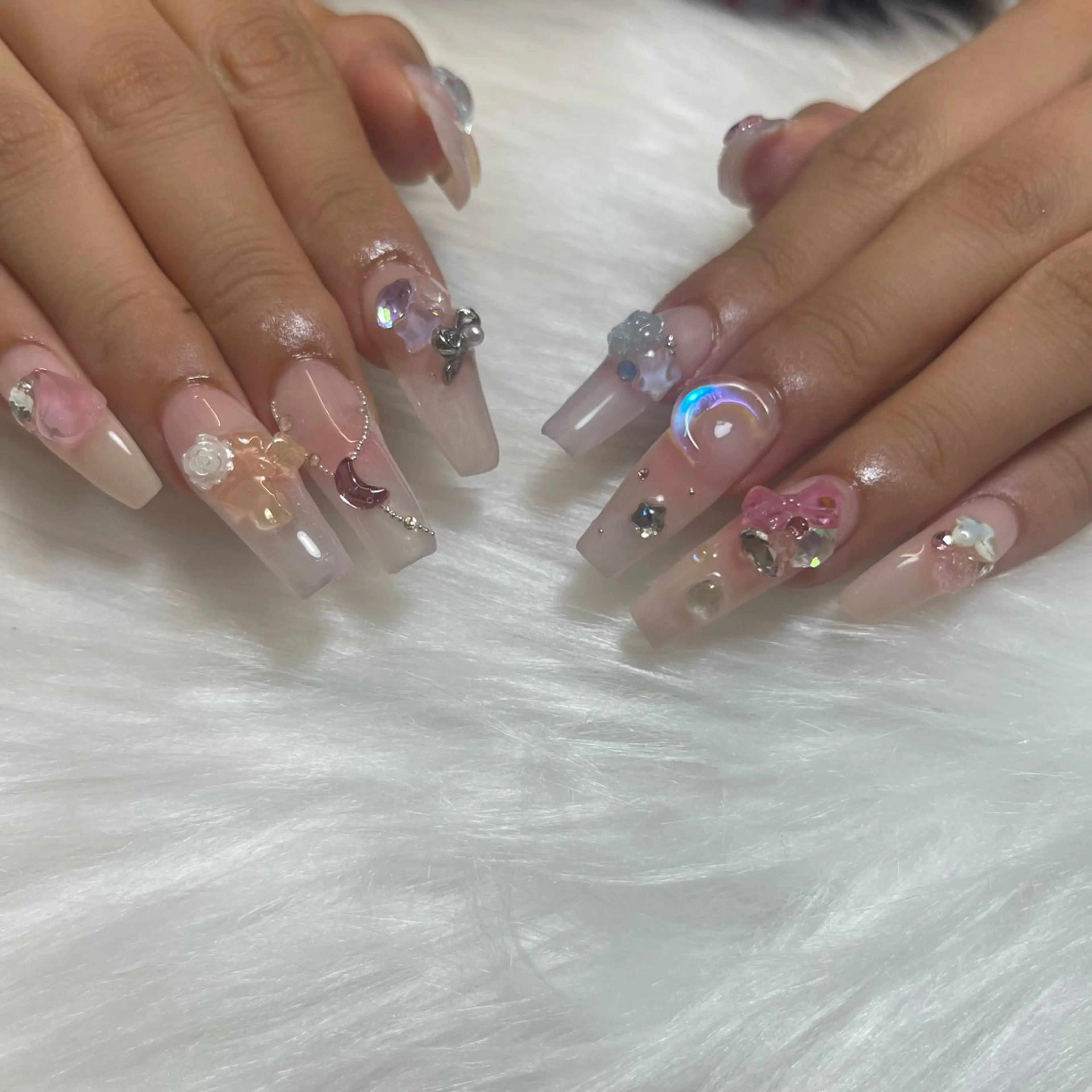 ネイル 🧁fein. nana🩵のネイルデザイン