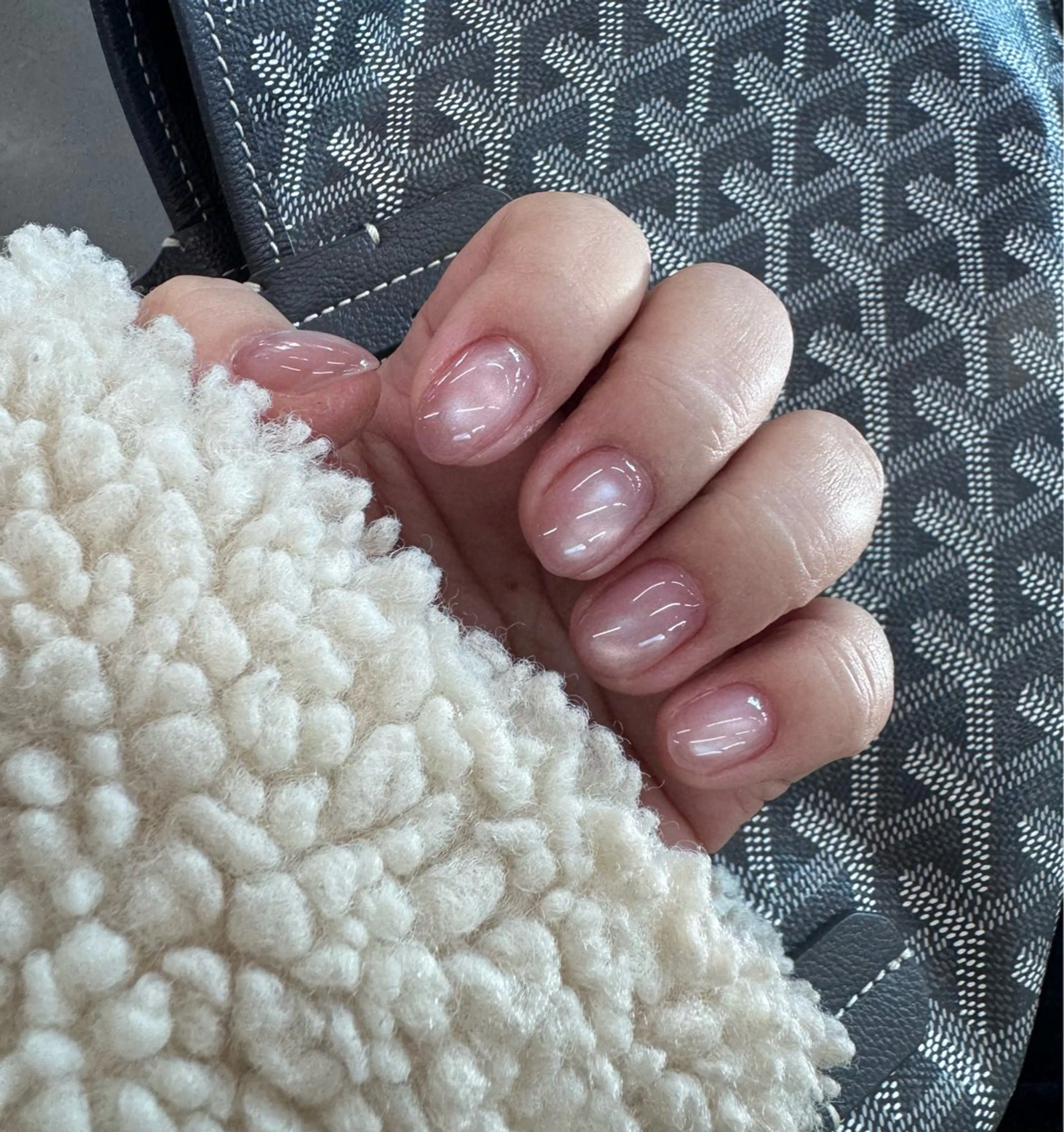 ネイル ハンドネイル ジュリ ネイルのネイルデザイン