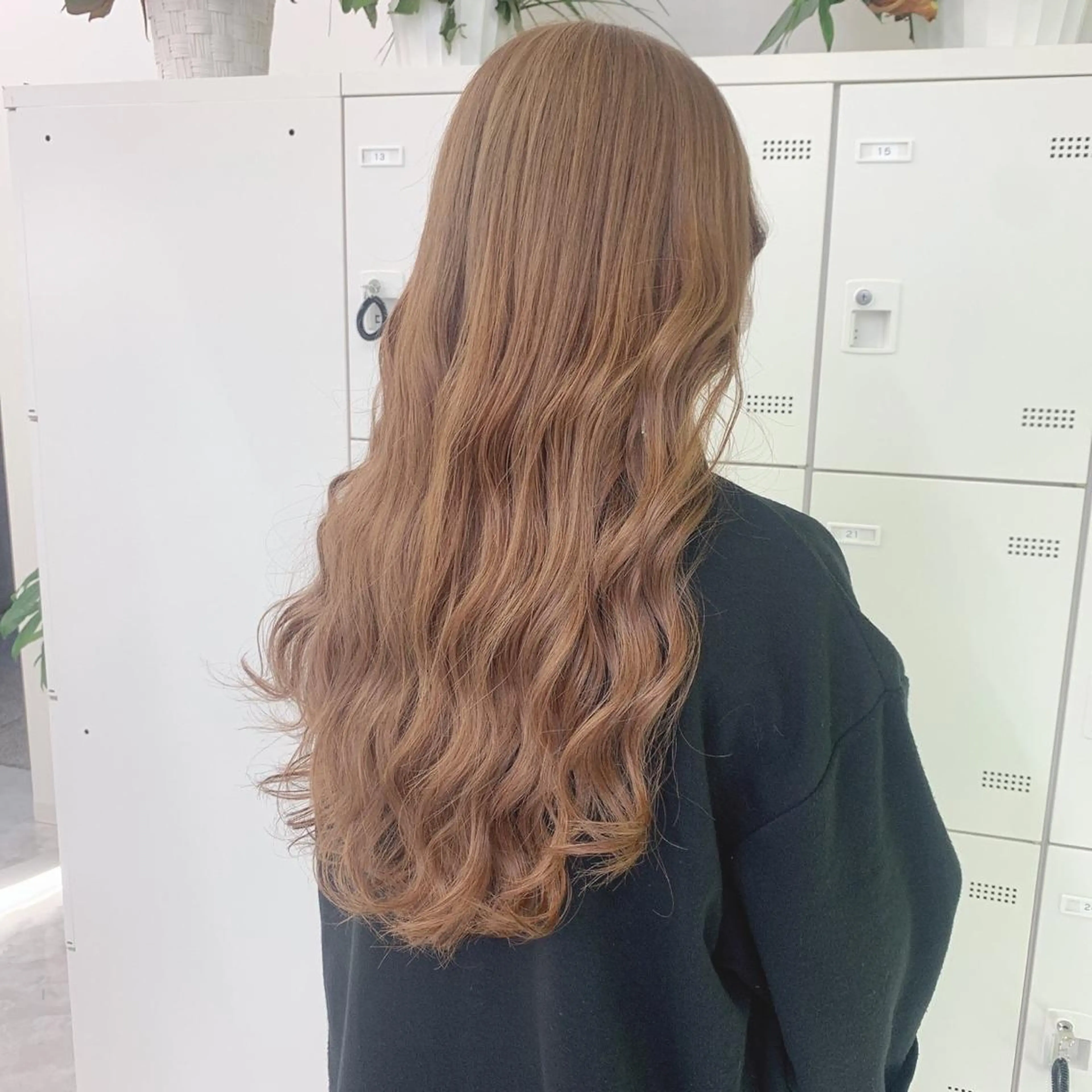 ロング カラー ヘアアレンジ トレンドモテカラー 🩷色落ちまで可愛くのヘアスタイル