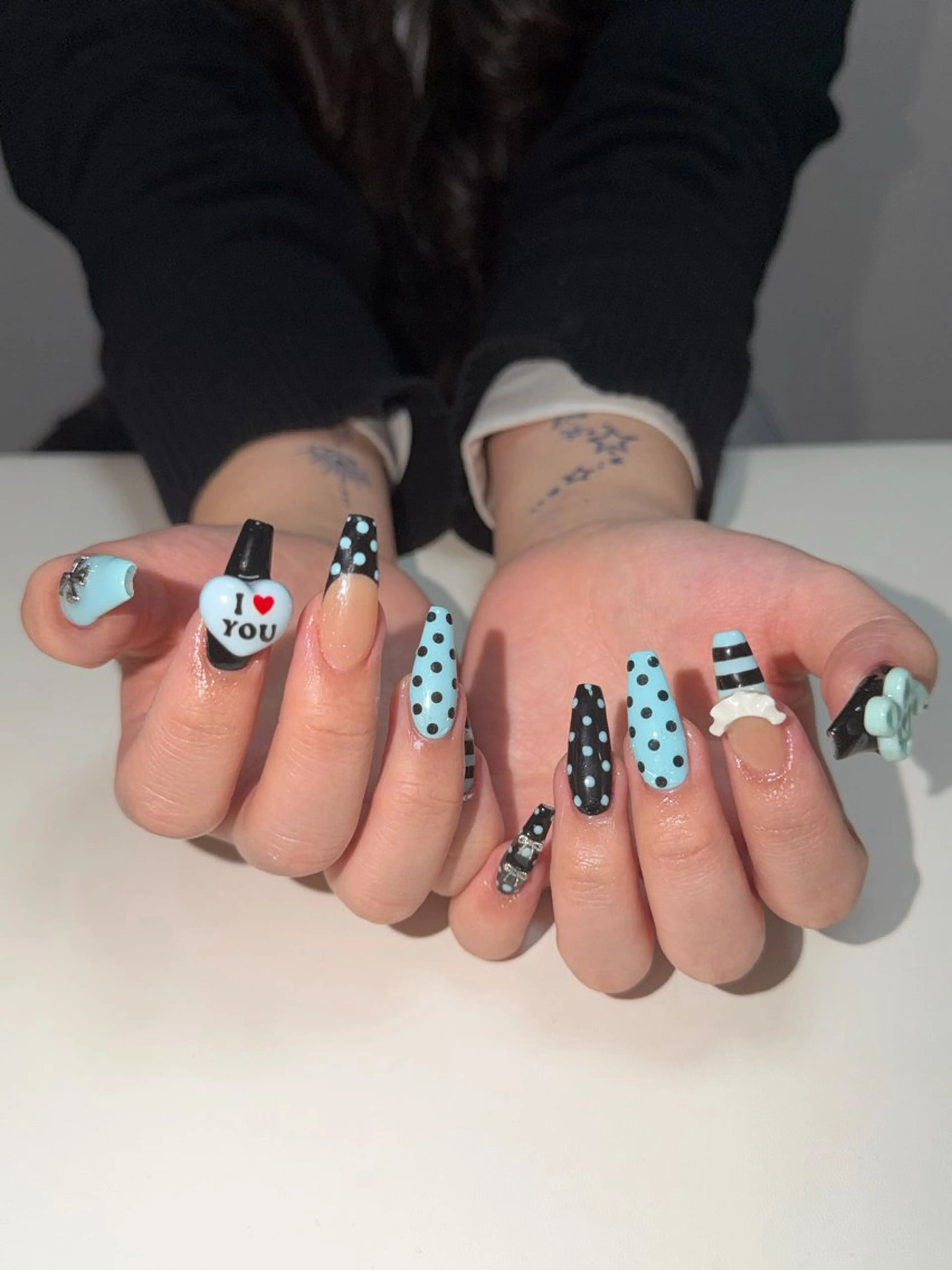 ネイル ハンドネイル BERA NAILSのネイルデザイン