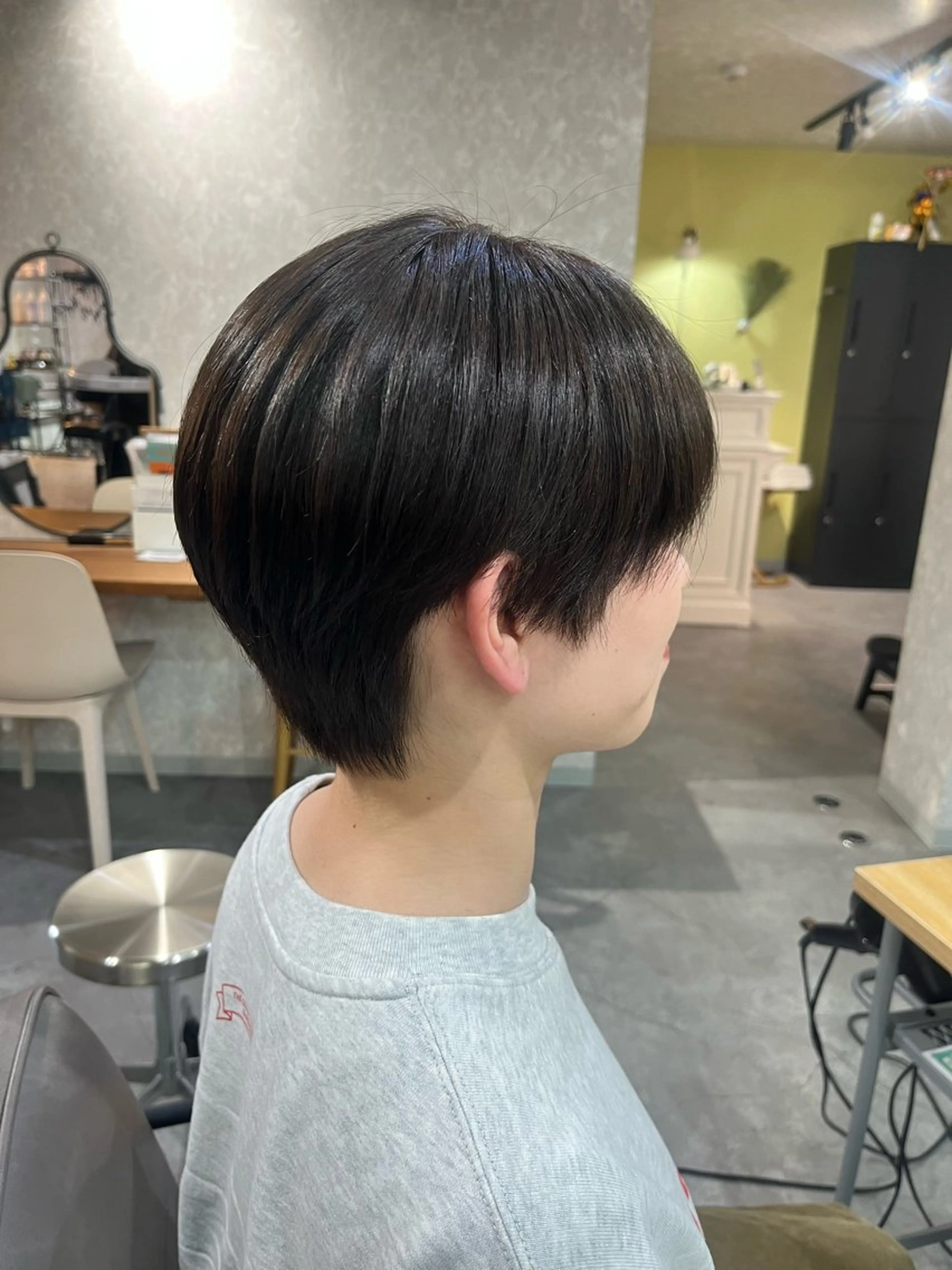 ショート 池田 真衣のヘアスタイル