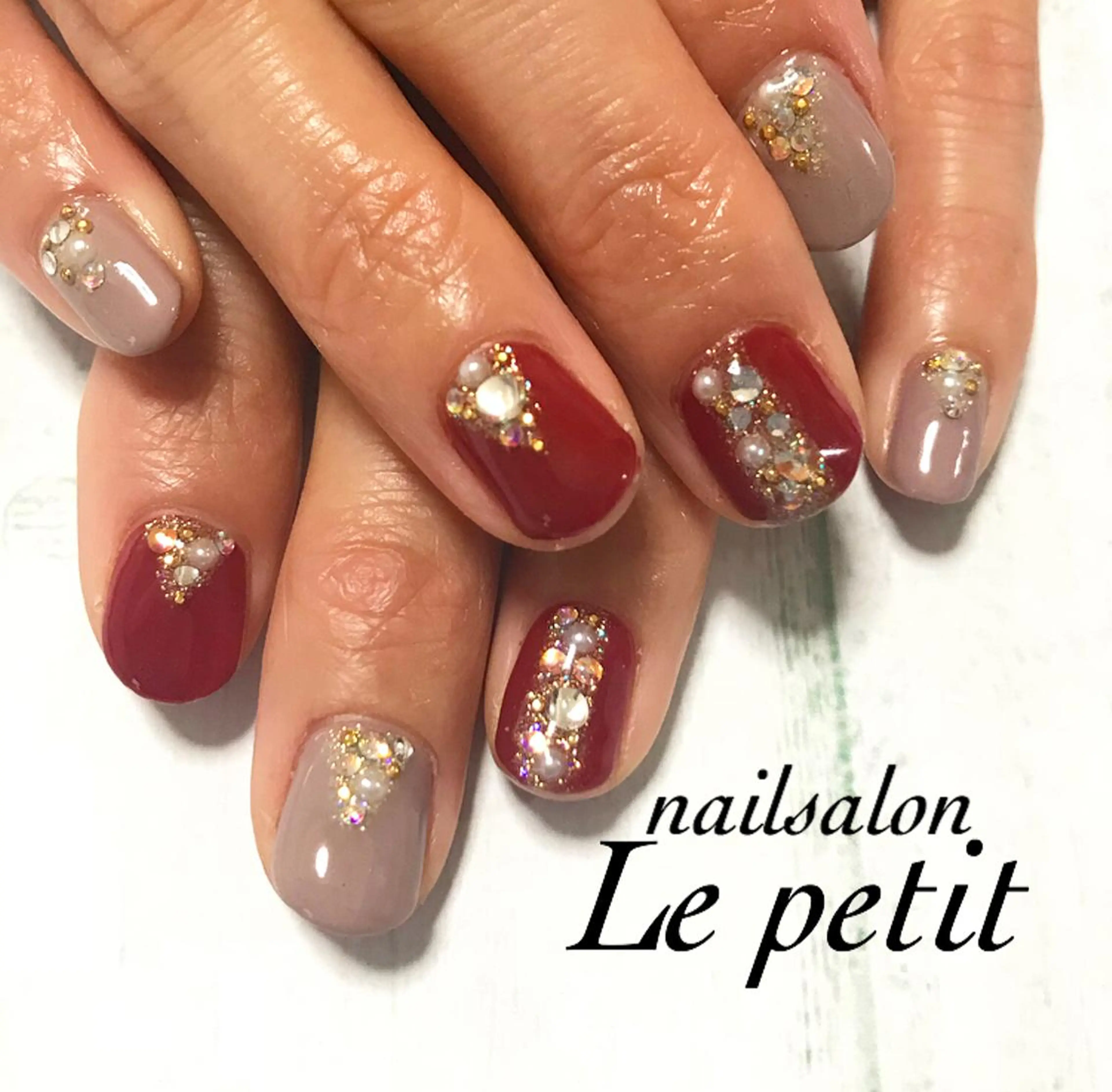 ネイル ハンドネイル 石野 広佳のネイルデザイン