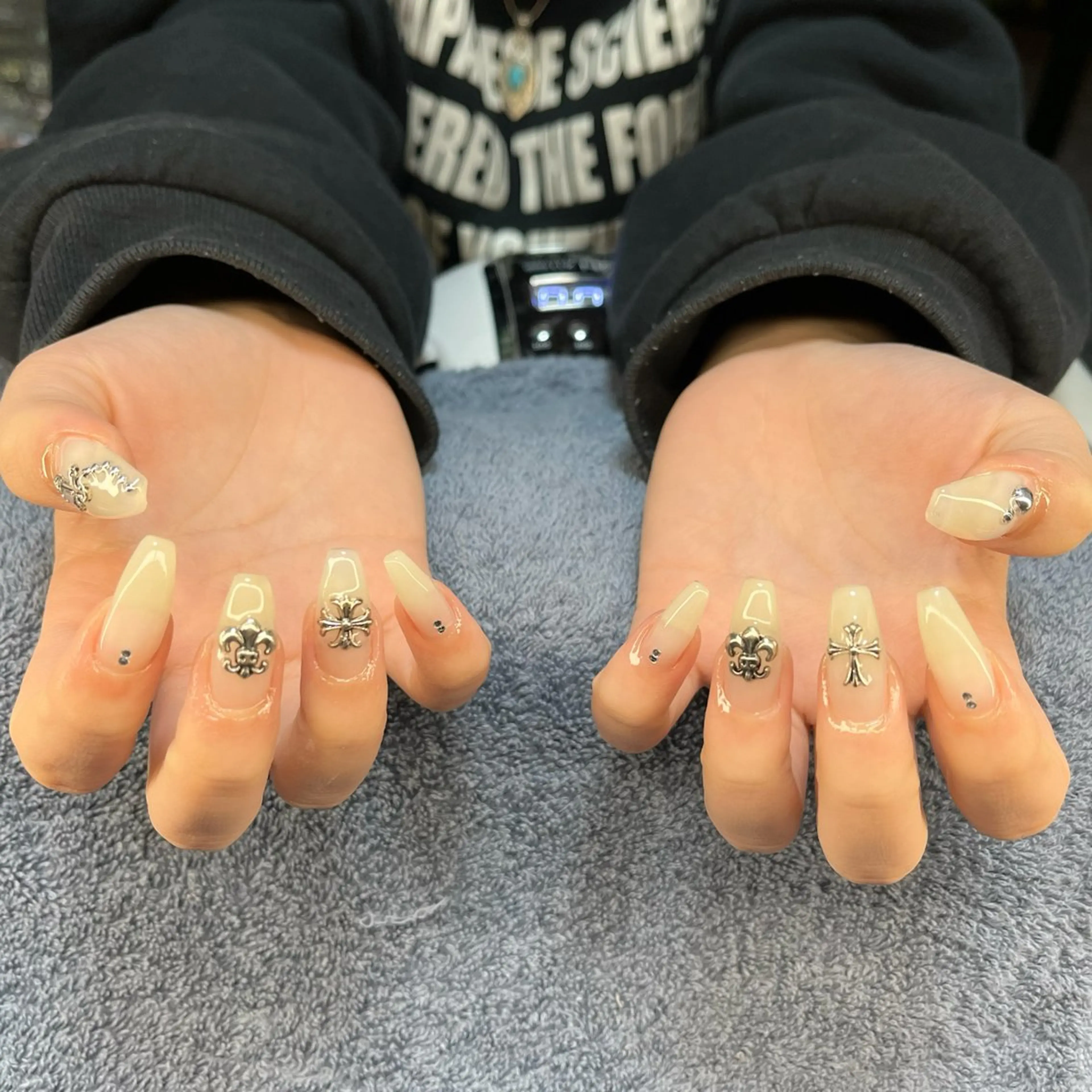 ネイル ハンドネイル フットネイル MHR nailのネイルデザイン