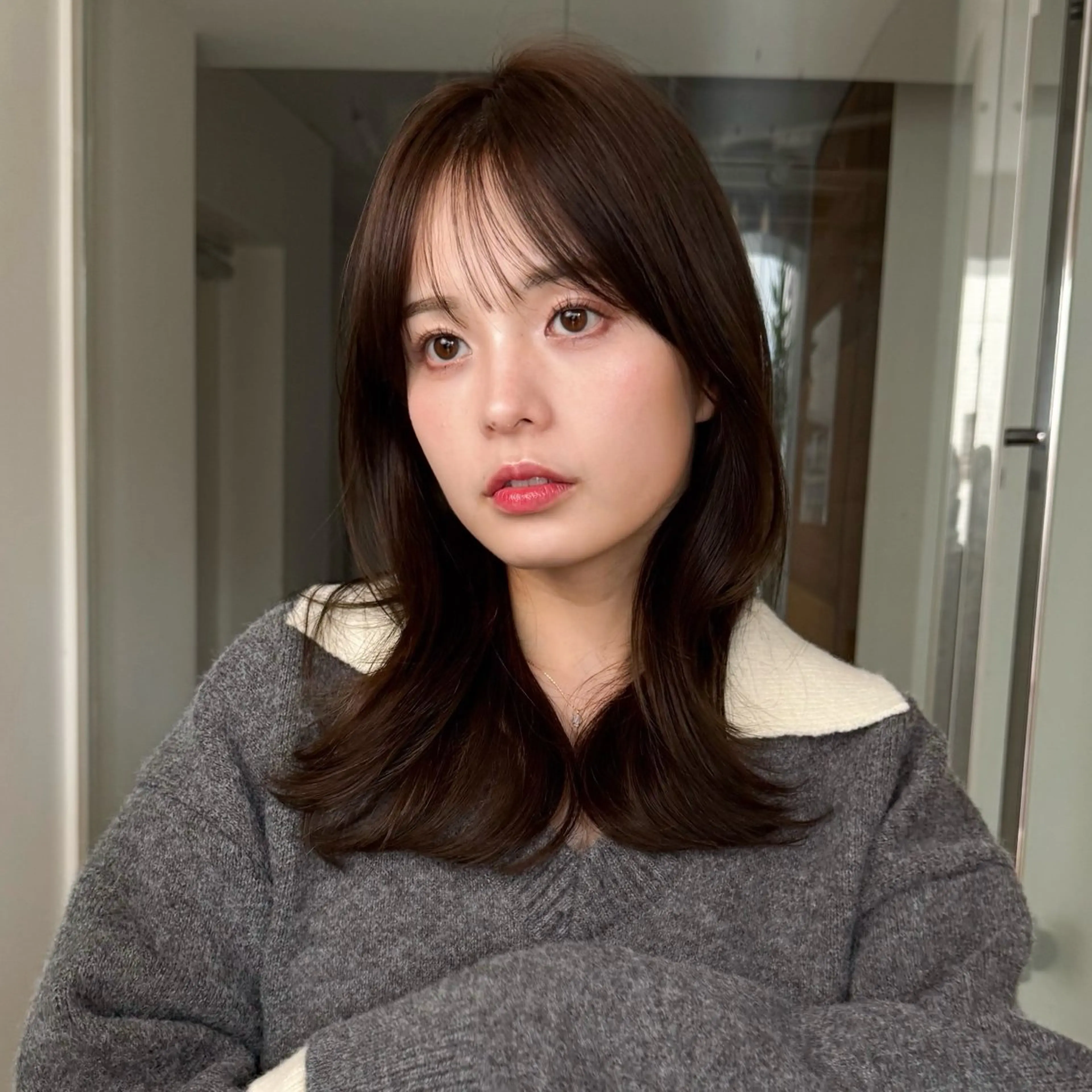 ミディアム カラー ブラウンカラー マロンブラウン 顔周りカット レイヤーカット カット ヘアカラー Koko . 【高円寺】のヘアスタイル