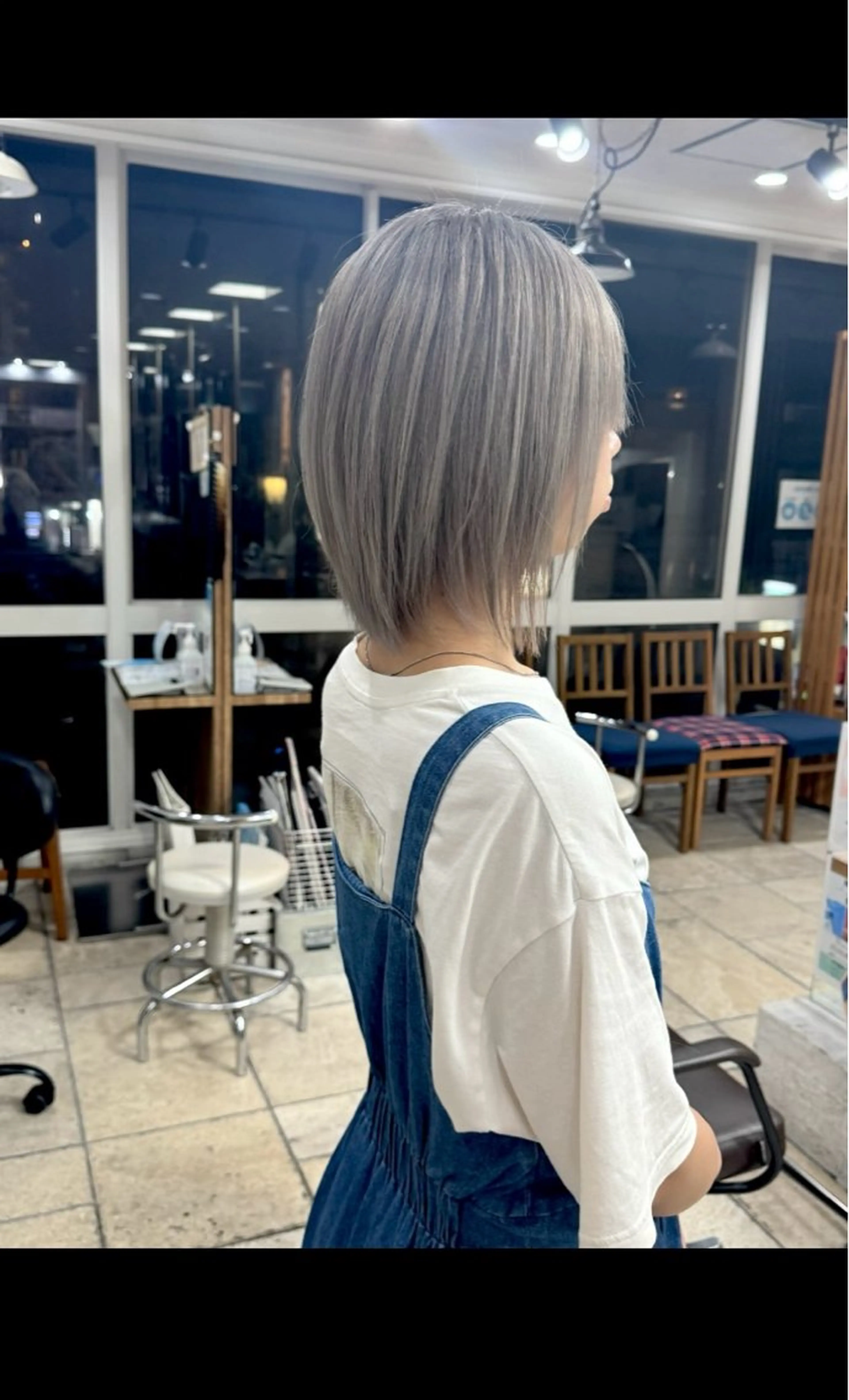 ミディアム カット ヘアカラー 平塚/顔周りレイヤー /寒色/きゅうとのヘアスタイル