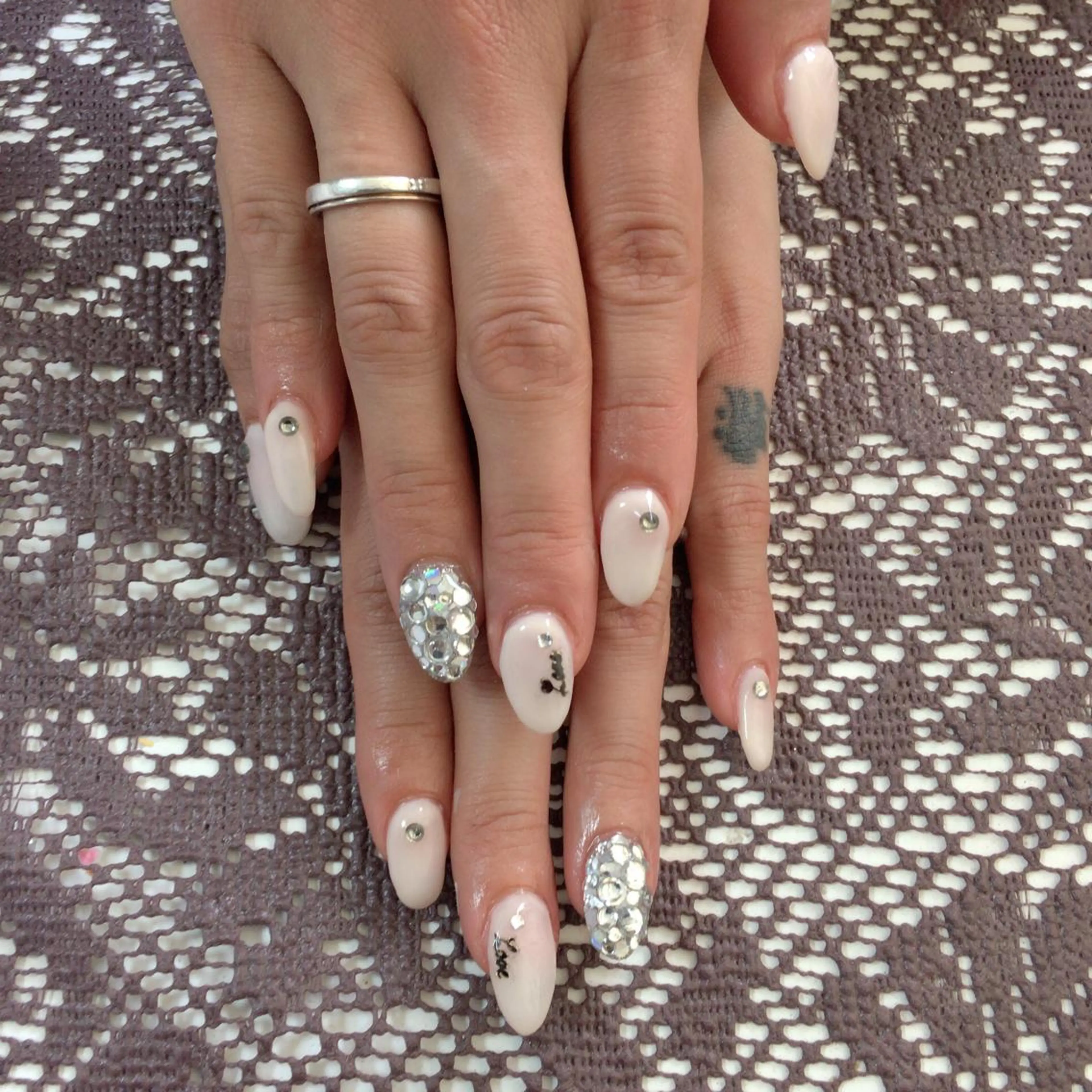 ネイル 藤 あやのネイルデザイン