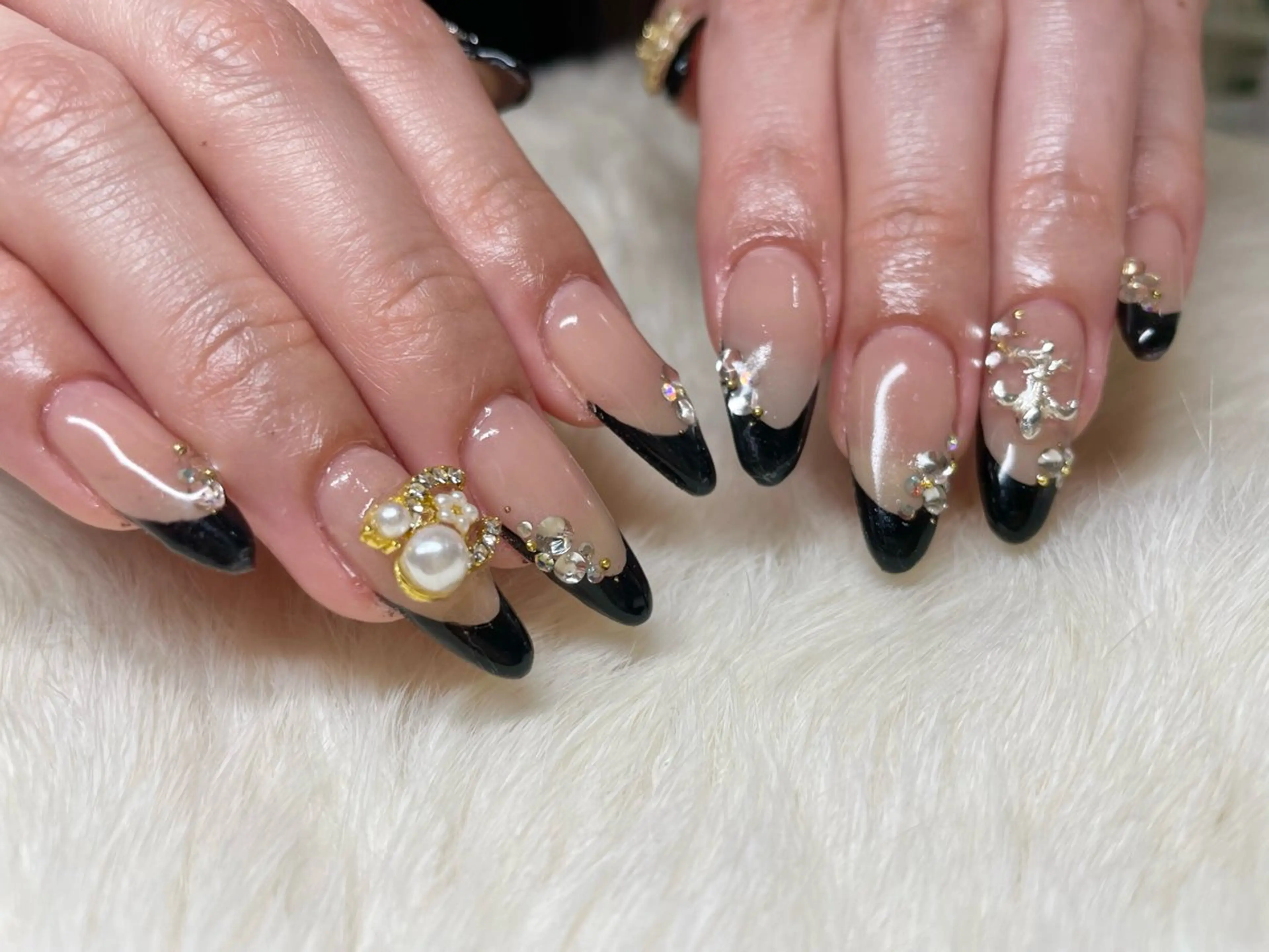 ネイル Re Pearl～コーディネートサロン～ 市駅前店所属・NARUMI HYODOのネイルデザイン