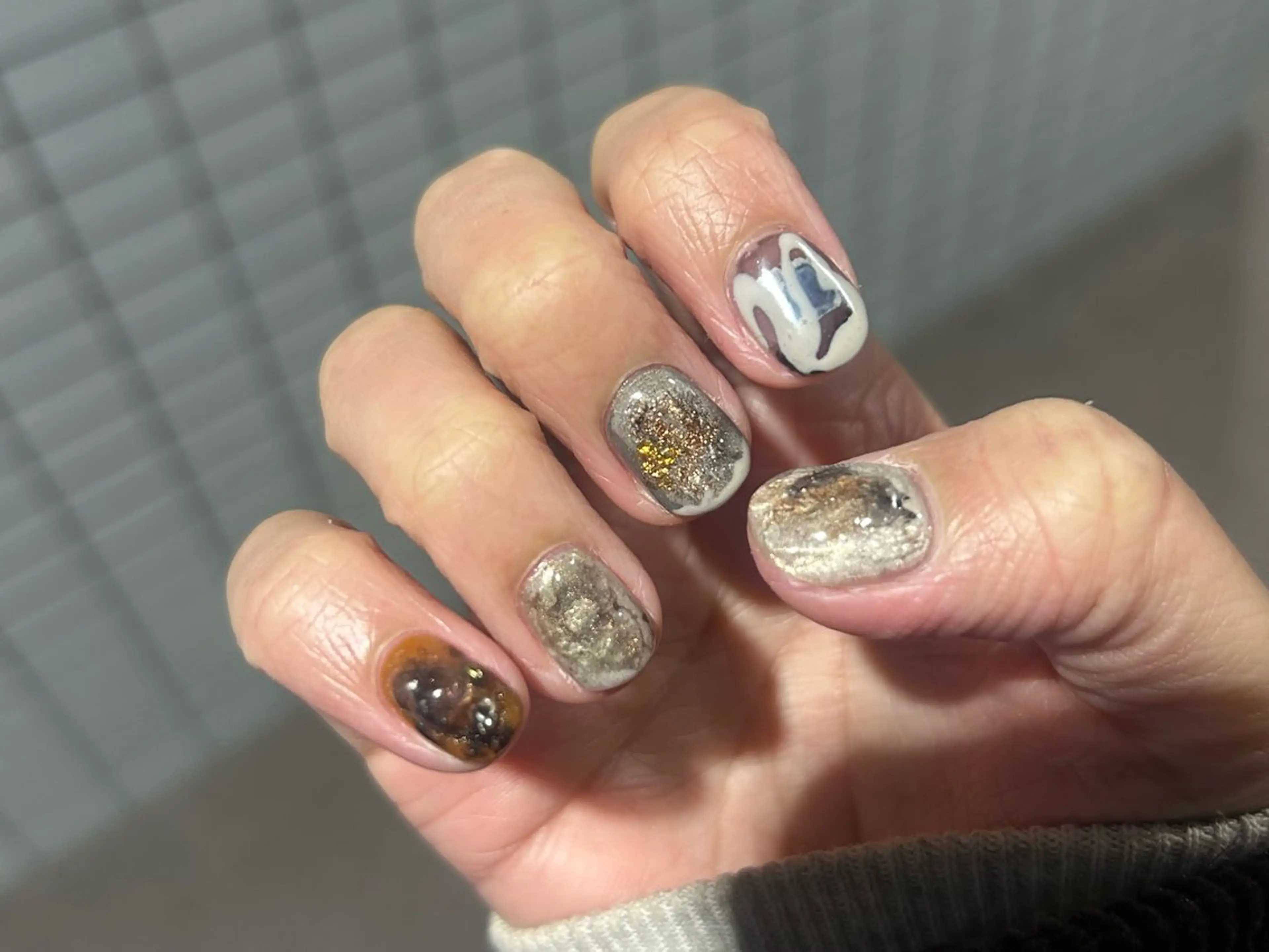 ネイル アートネイル フットネイル マグネットネイル ニュアンスネイル ハンドネイル アトリエ １０３のネイルデザイン