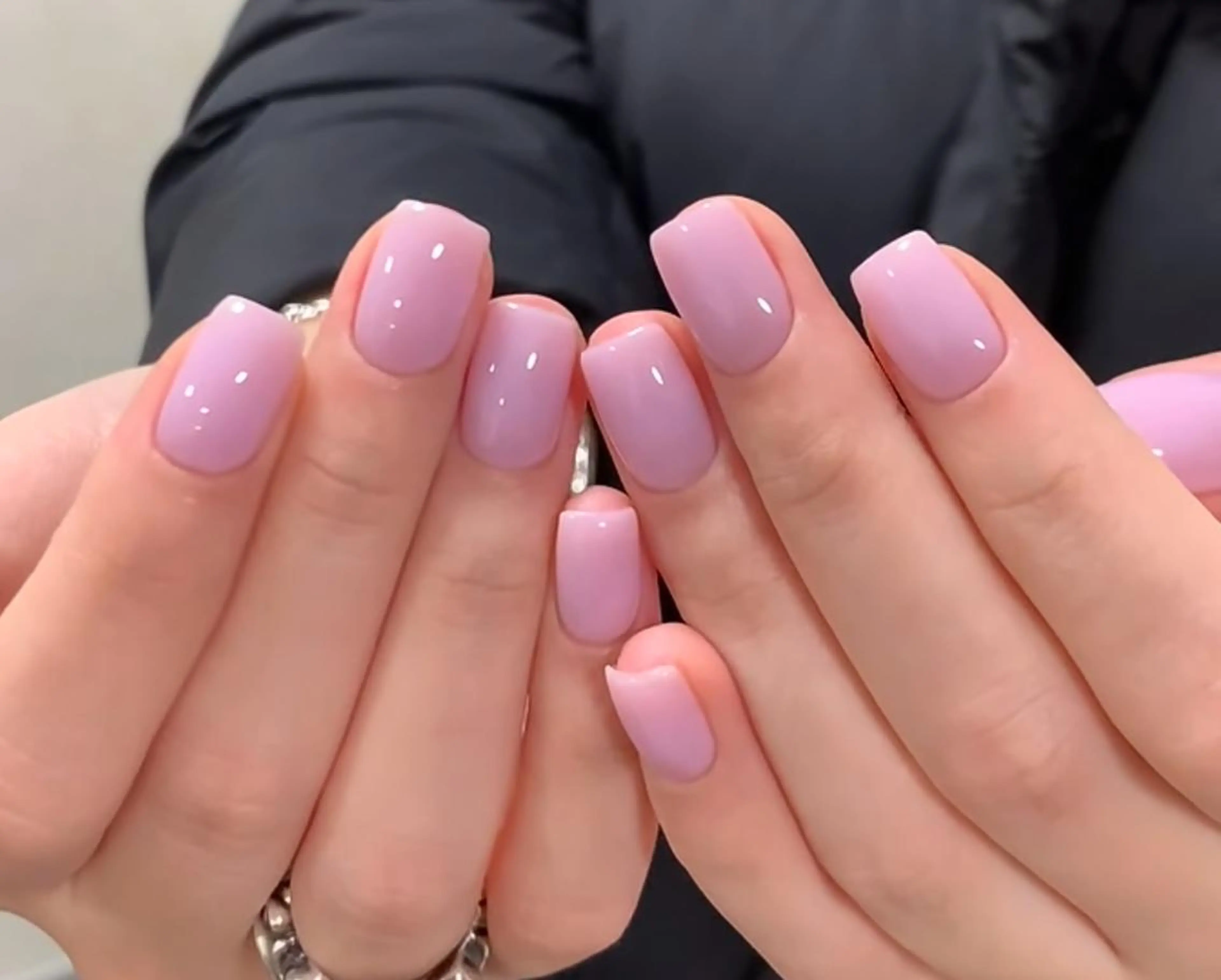ネイル ハンドネイル 🎀 KiKi_nailのネイルデザイン