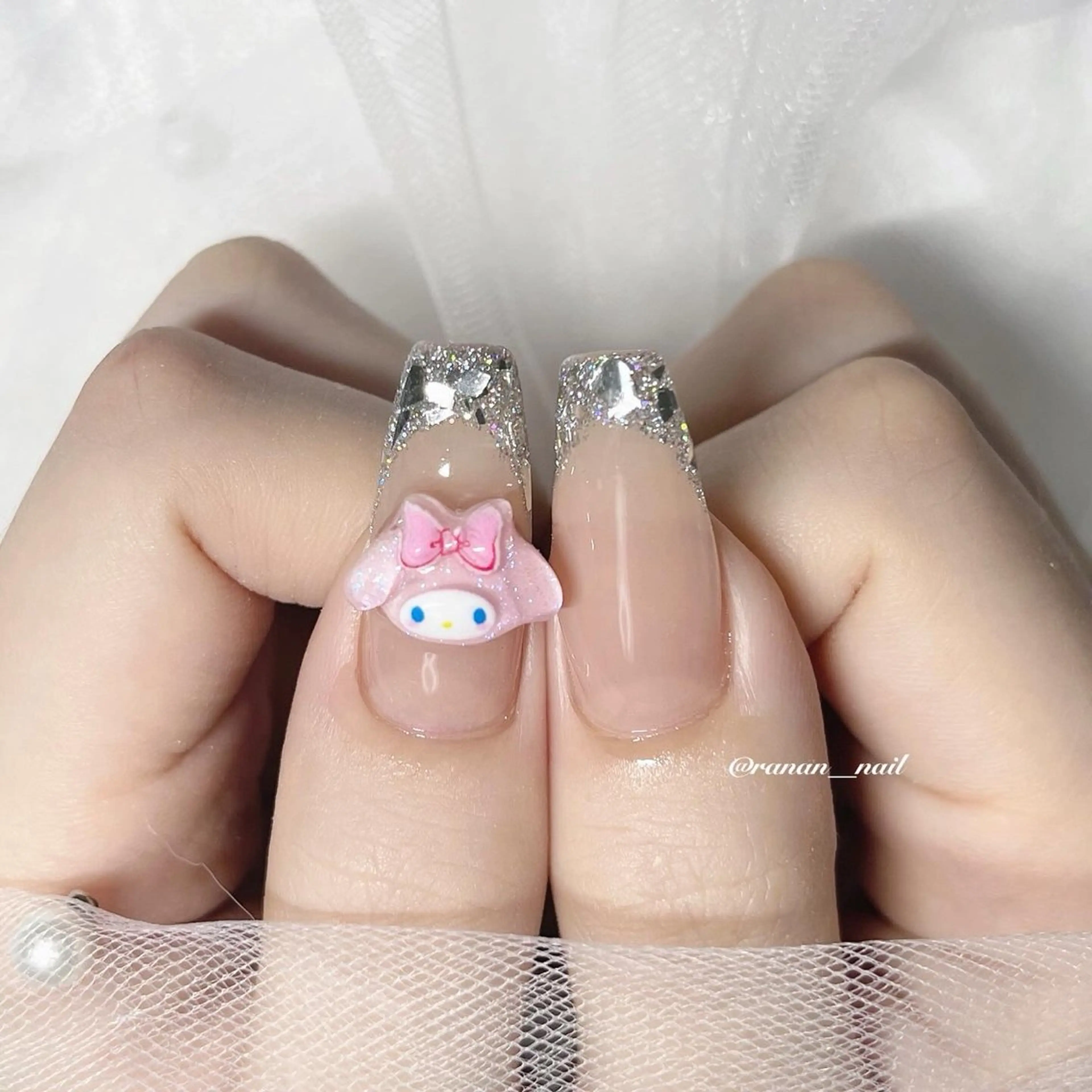 ネイル アートネイル 𝓇𝒶𝓃𝒶𝓃 𝓃𝒶𝒾𝓁のネイルデザイン