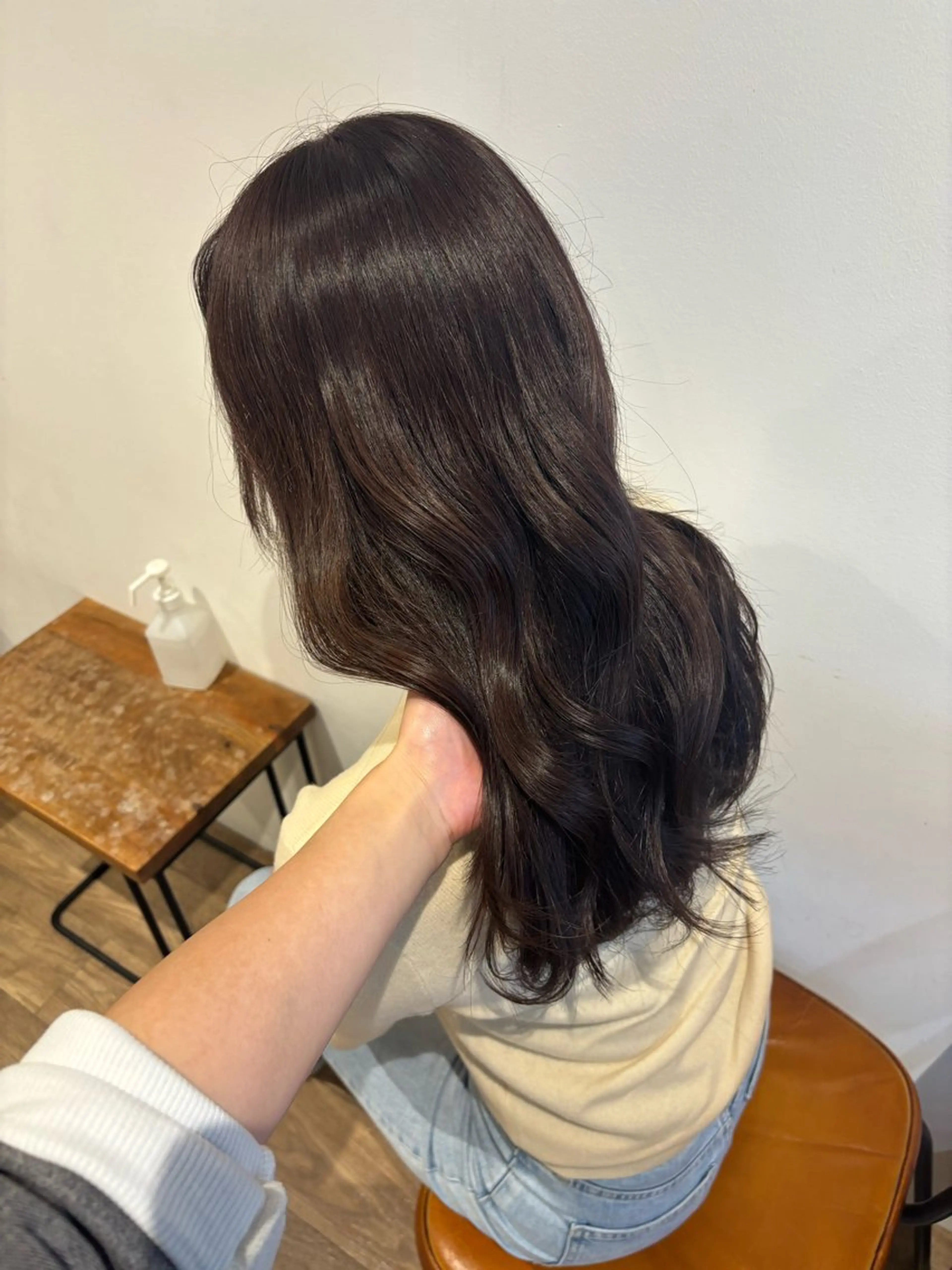 ロング Megu/ベージュ/ 透明感カラーのヘアスタイル