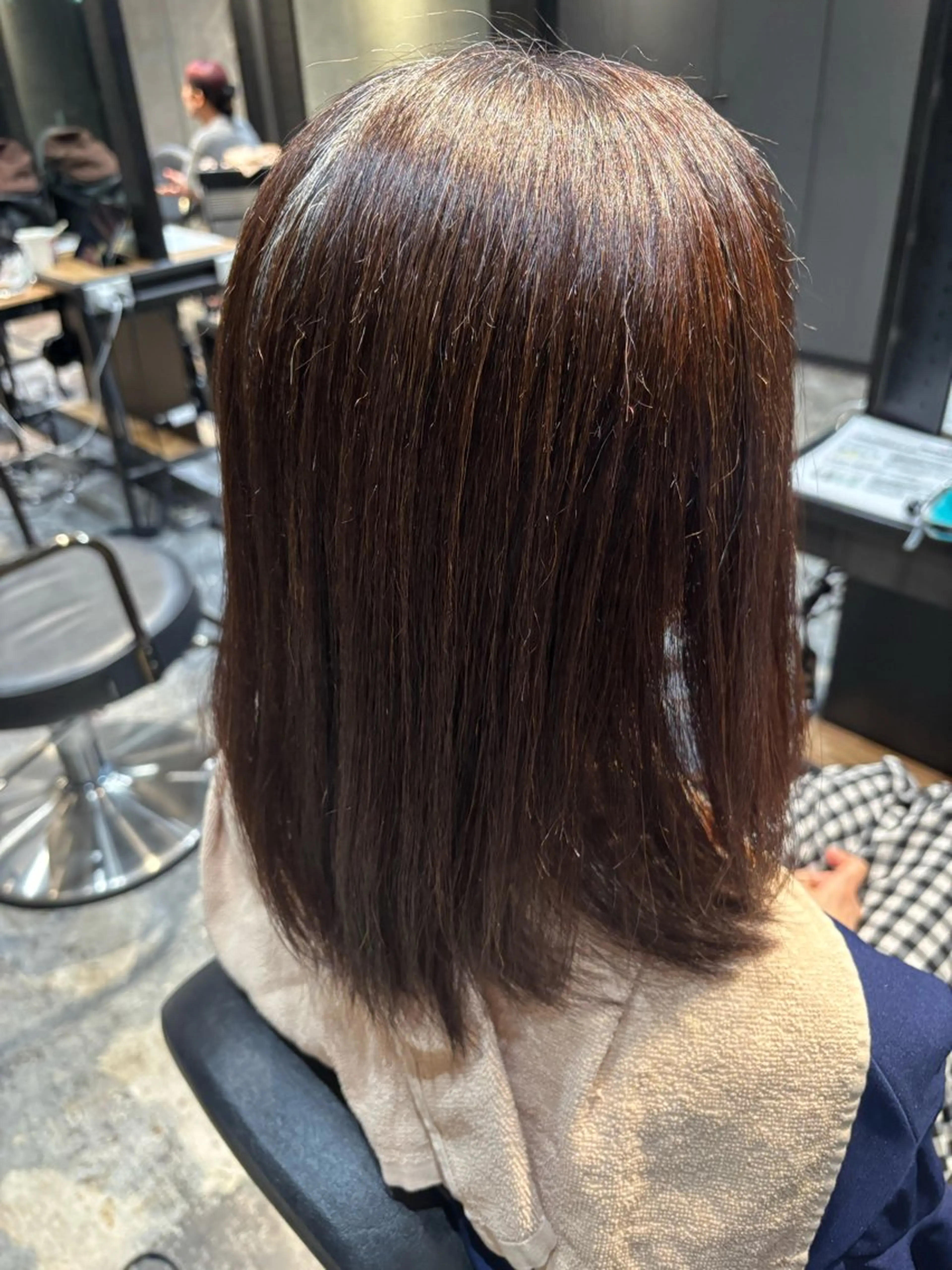 ミディアム ヘアカラー トリートメント 縮毛矯正/カラー みかみれんのヘアスタイル