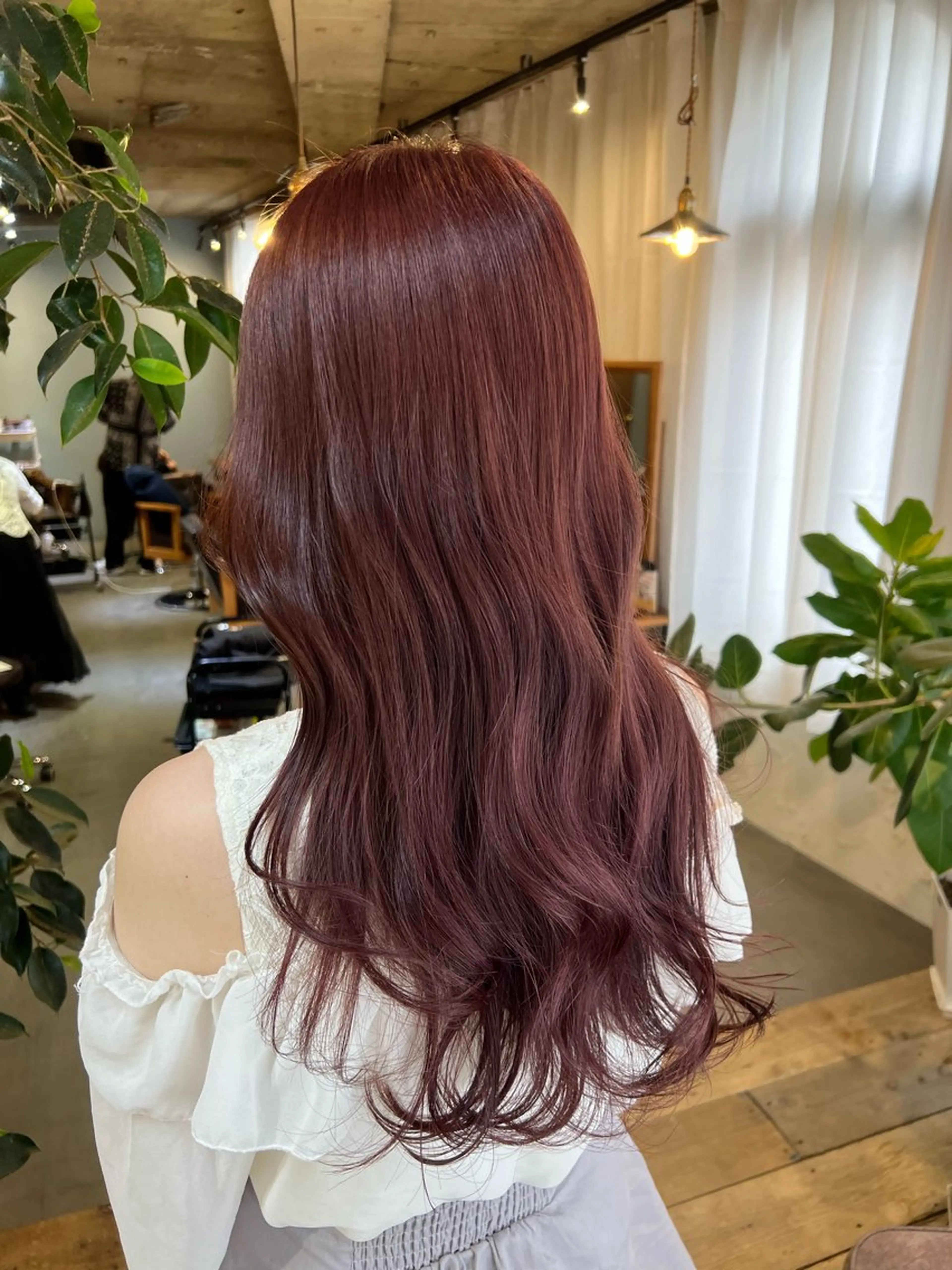 ロング カラー レッドカラー カット ヘアカラー トリートメント ブリーチなしカラー 🌿‬脇黒丸 彩のヘアスタイル