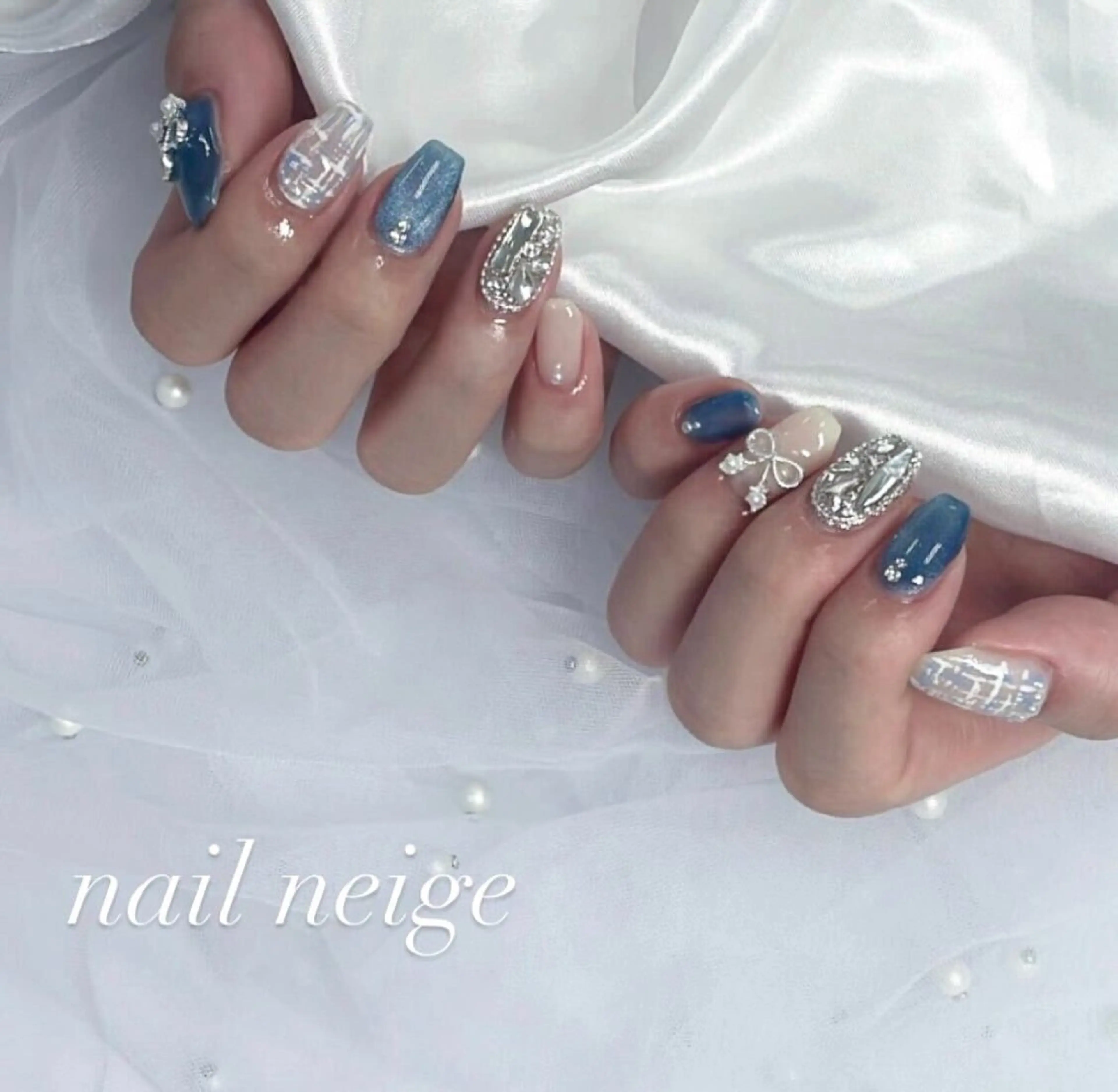 ネイル アートネイル ジェルネイル マグネットネイル ニュアンスネイル パラジェル ハンドネイル Nail Neige🐈🌙のネイルデザイン