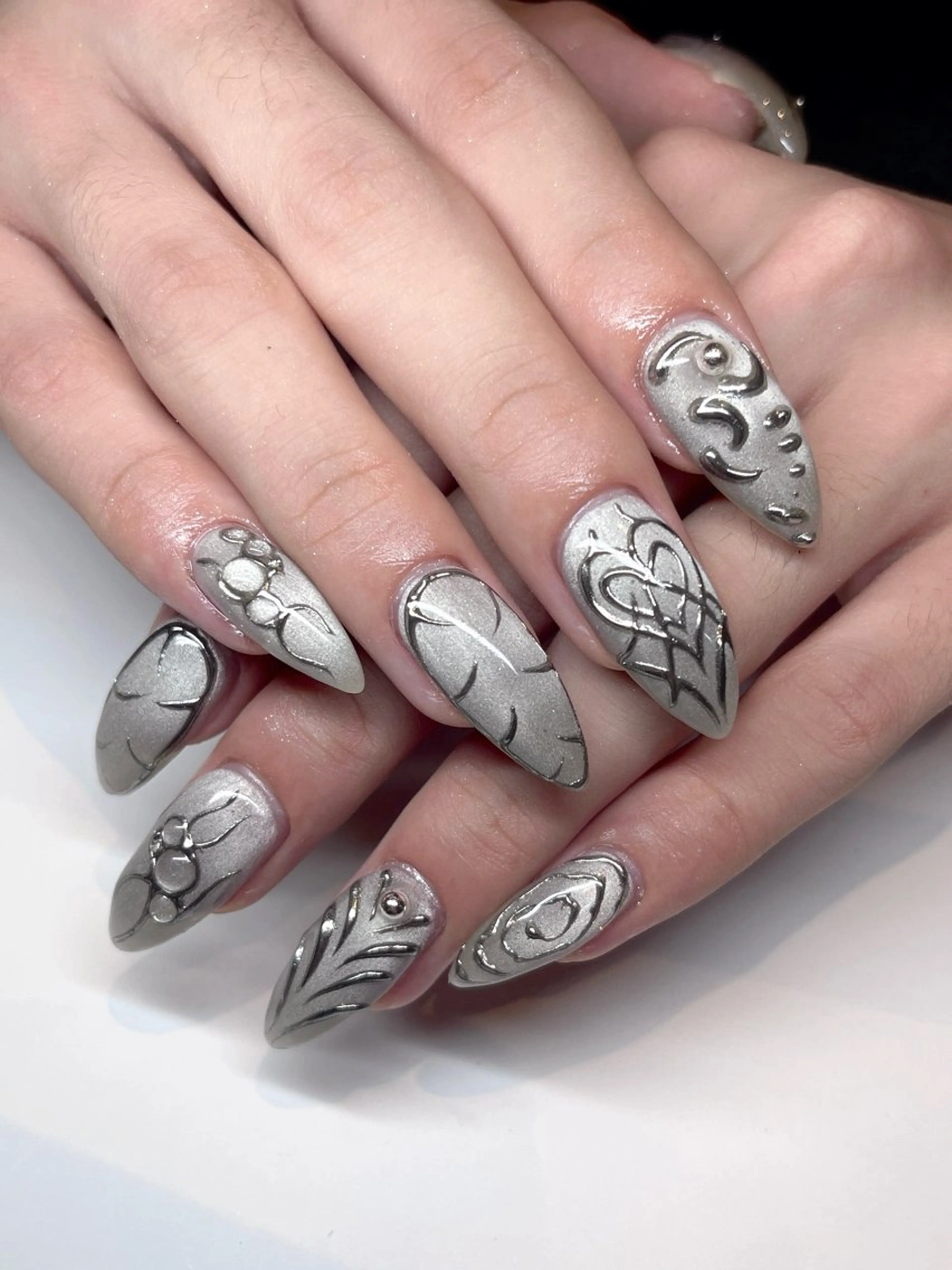 ネイル ハンドネイル moca  心斎橋店所属・moca心斎橋店 Aina🐈‍⬛🤍のネイルデザイン