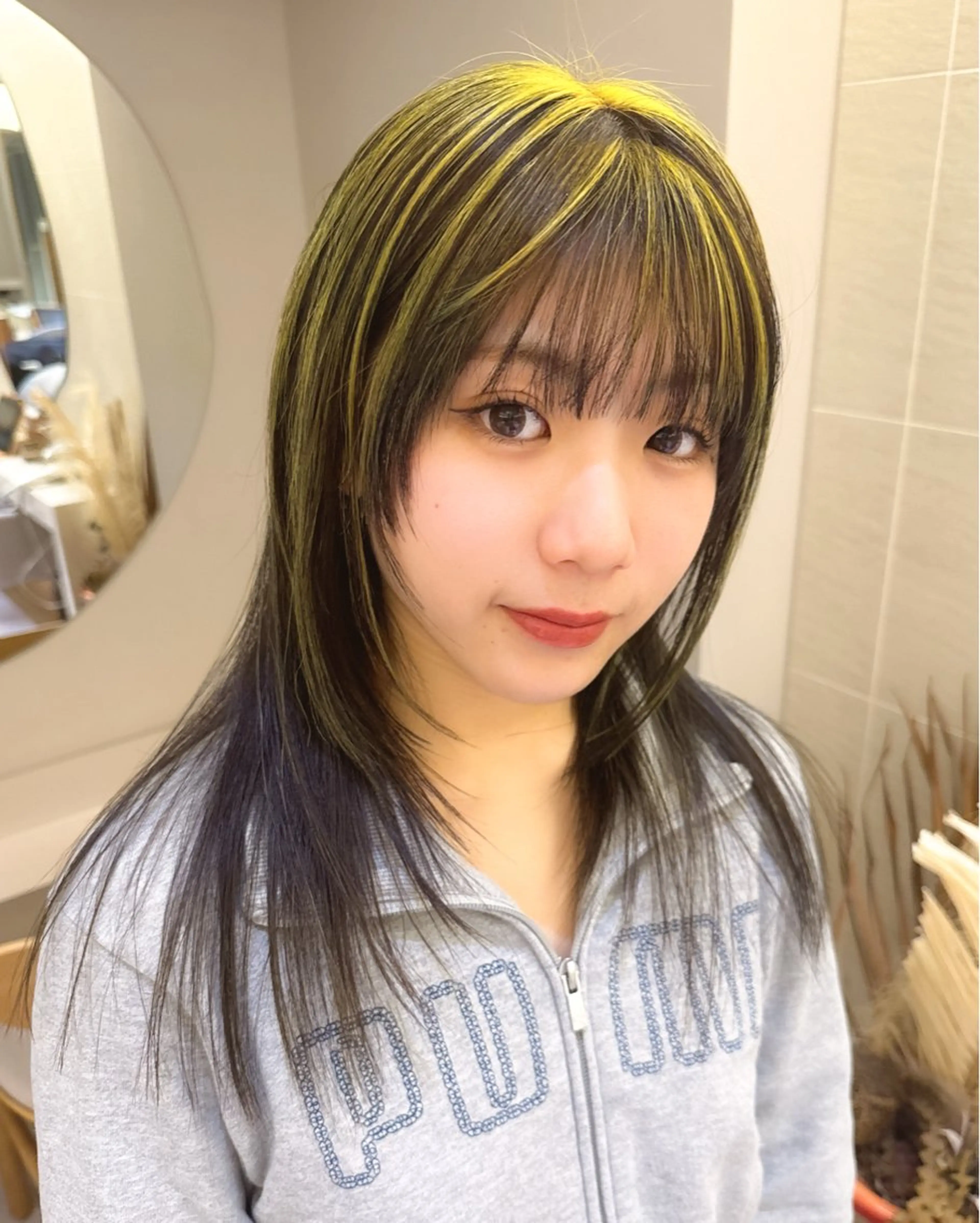 ミディアム カラー デザインカラー デザインカット カット ヘアカラー トリートメント BoomBOX所属・HIBIKI/原宿 ハッシュカット🪄のヘアスタイル