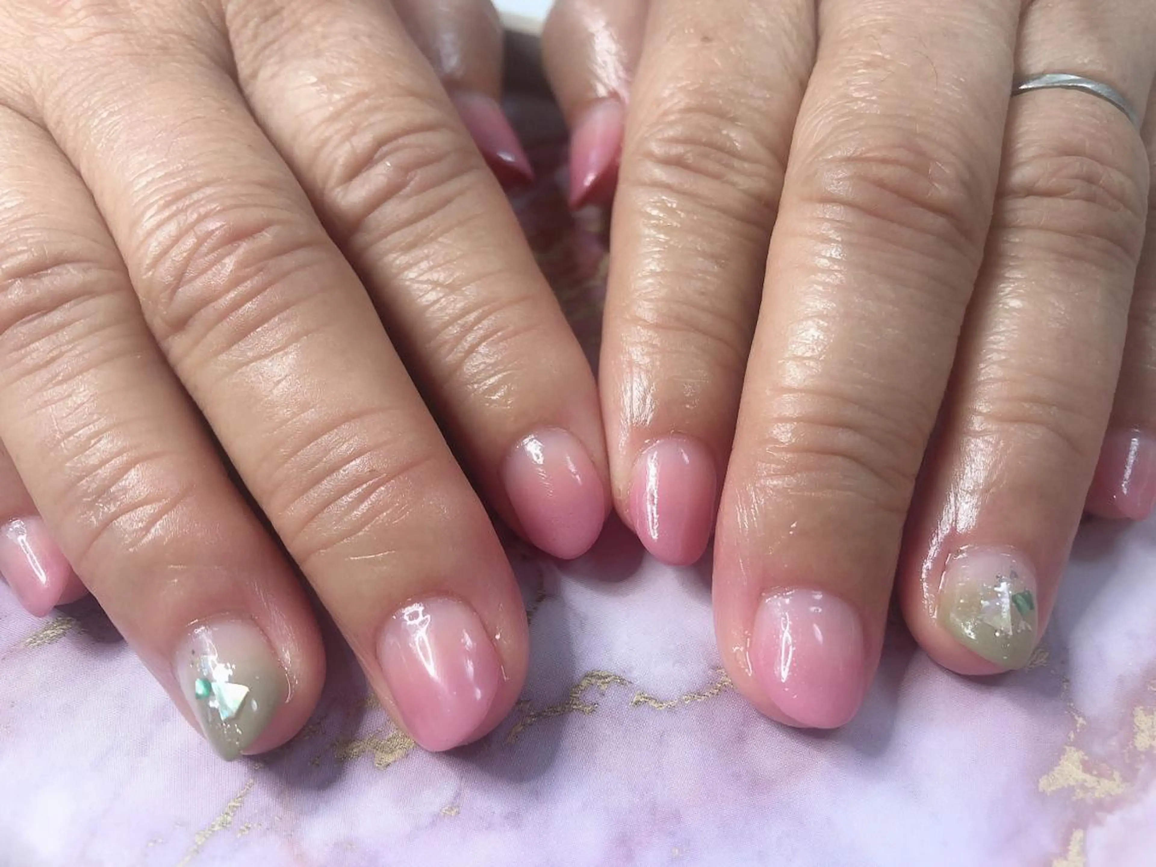 ネイル L'ea  Rose レア・ローズのネイルデザイン