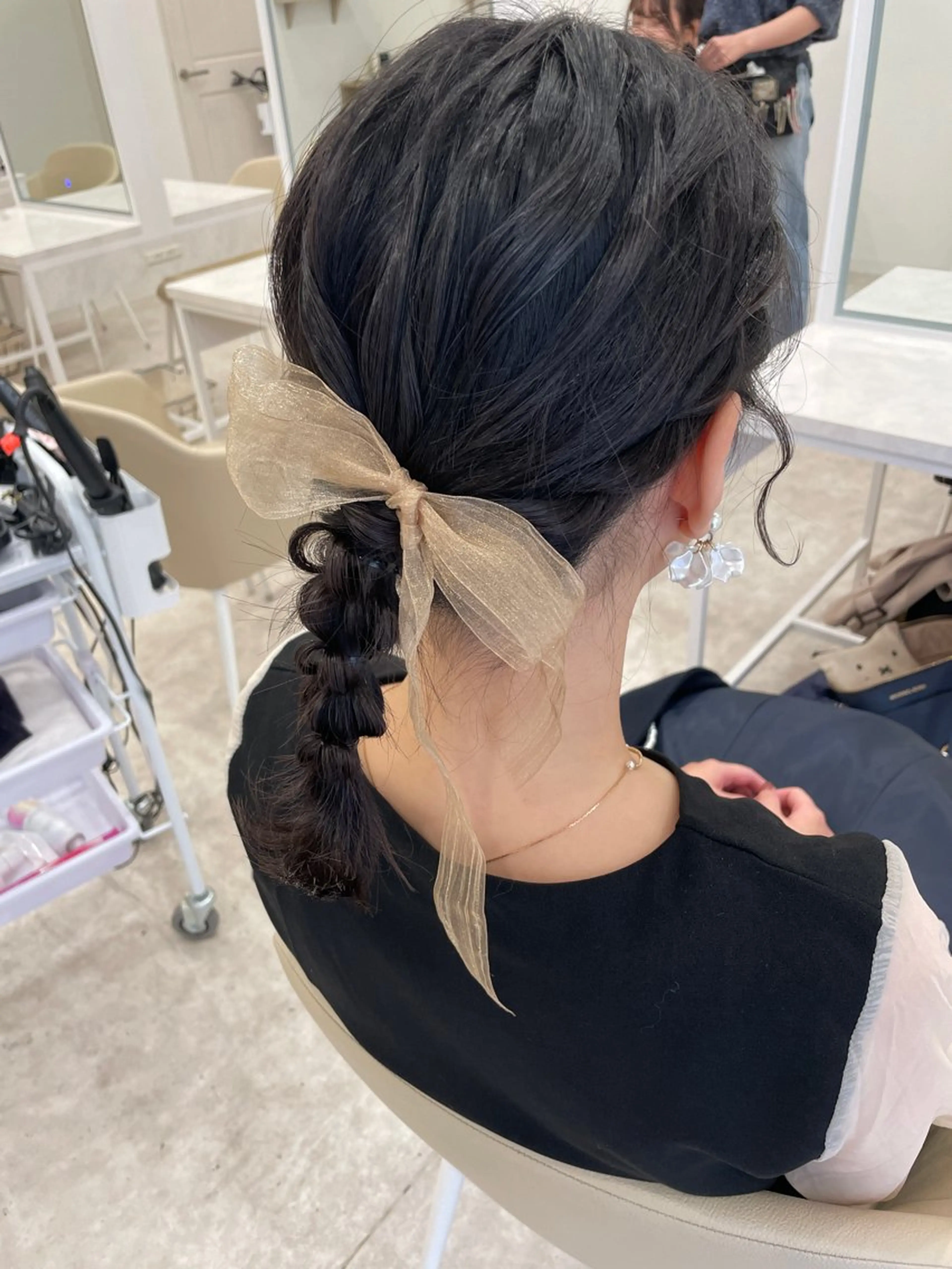 ミディアム 倉地 更彩のヘアスタイル